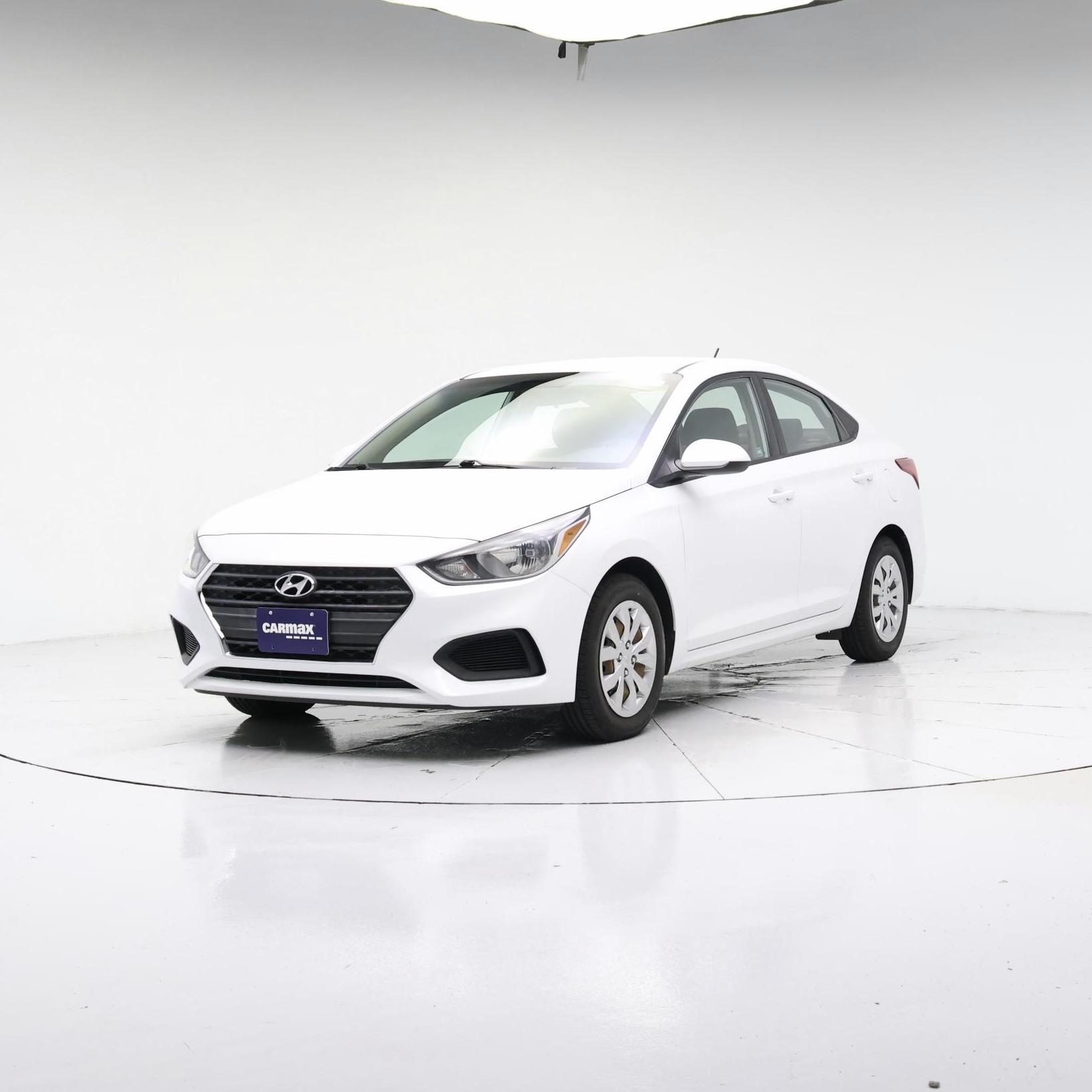 Thumbnail: 2018 Hyundai Accent - 4