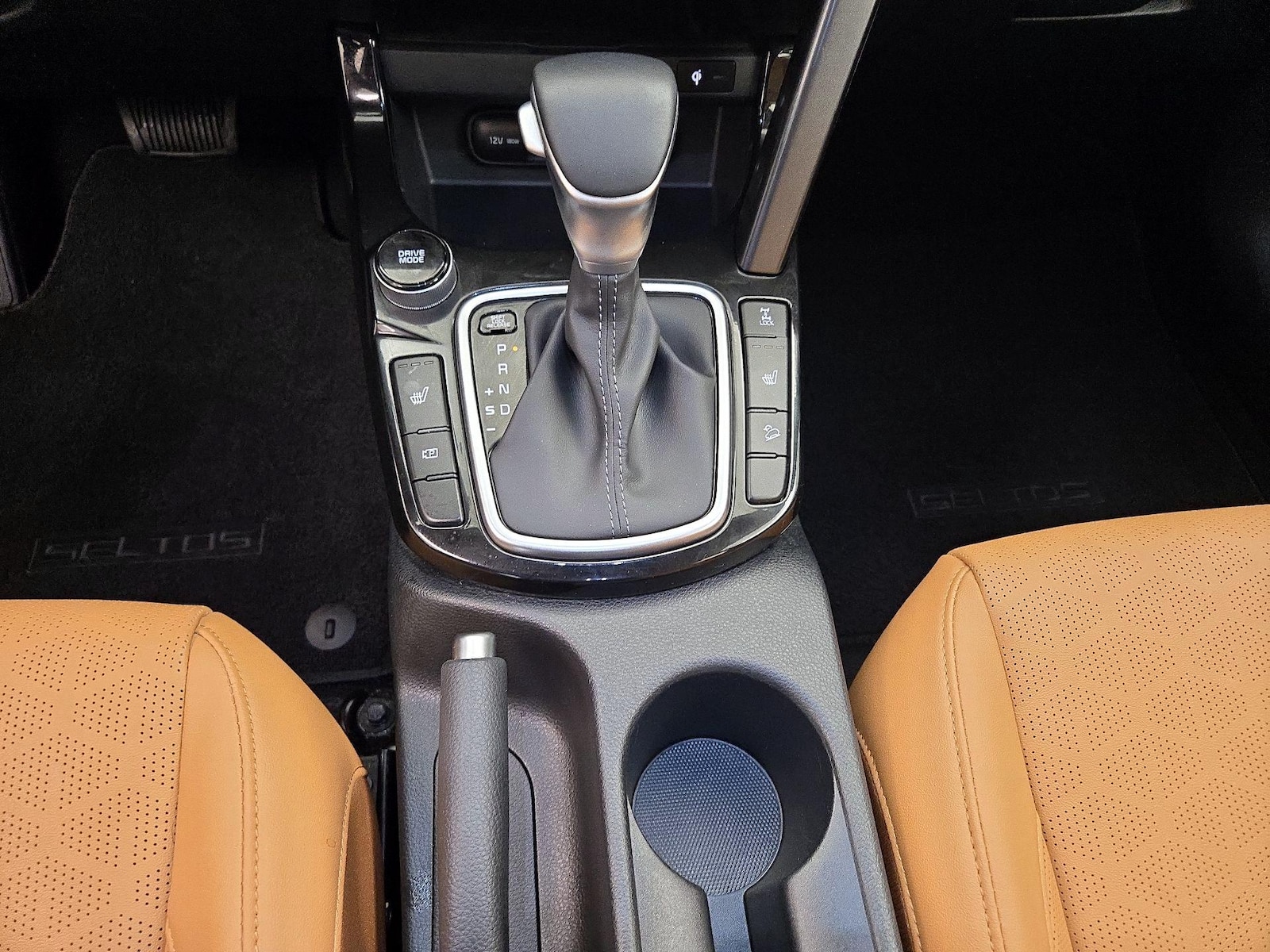 2024 Kia Seltos EX - Photo 19
