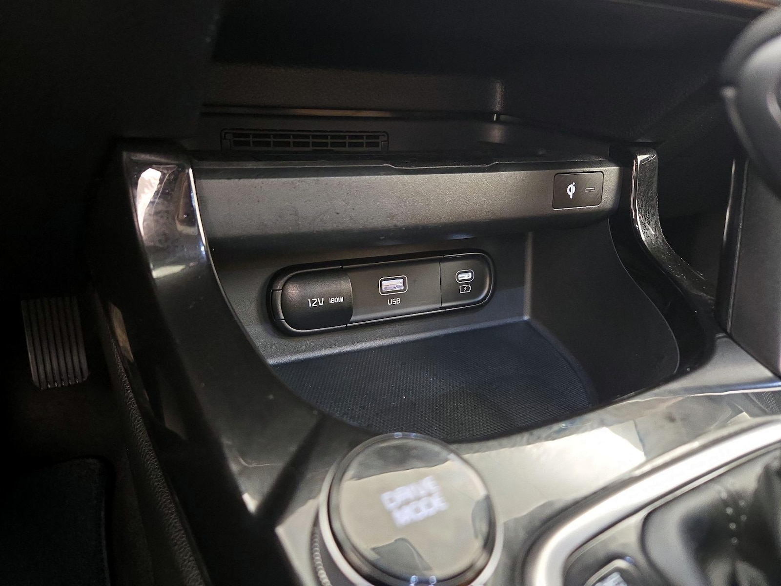 2024 Kia Seltos EX - Photo 20