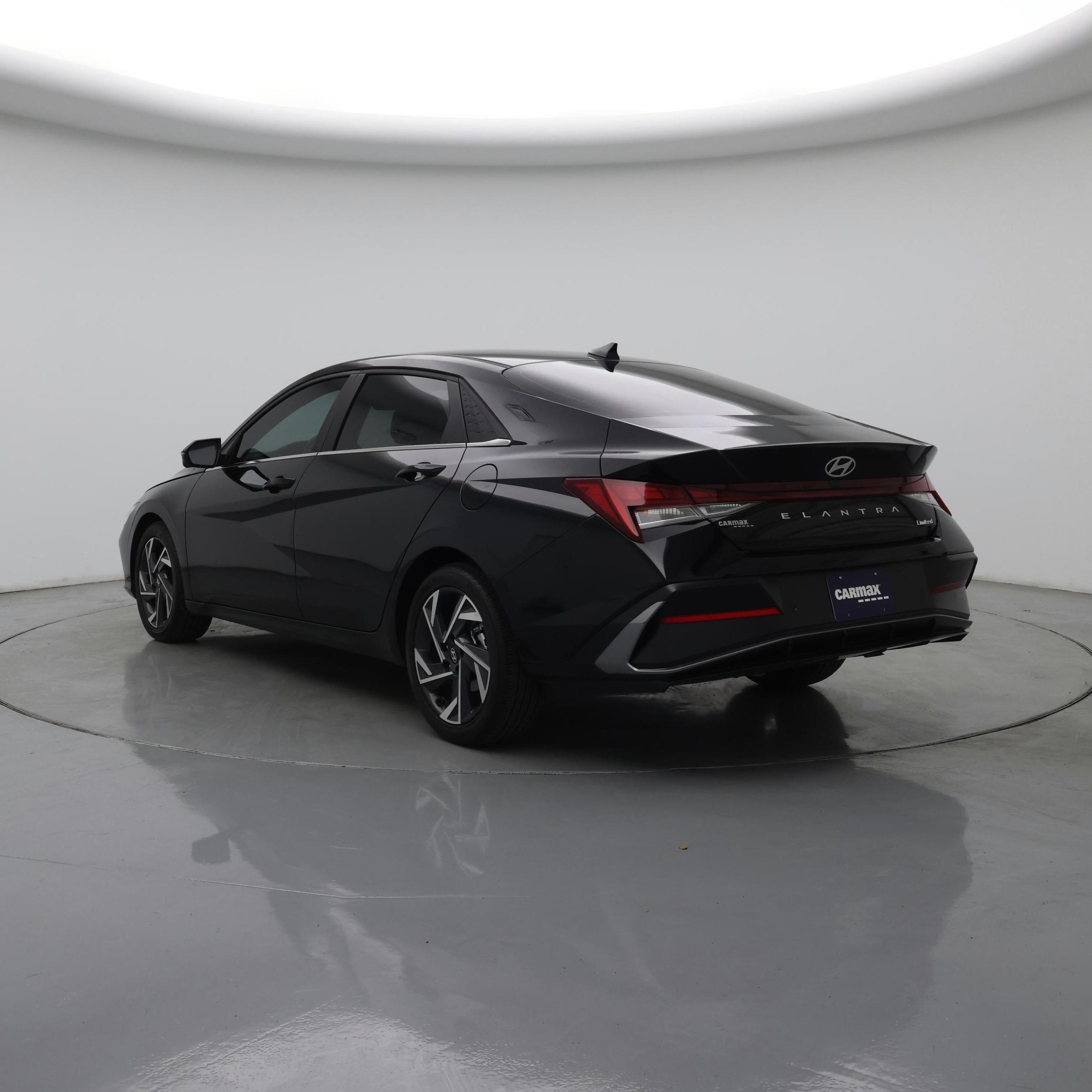 Thumbnail: 2024 Hyundai Elantra - 2
