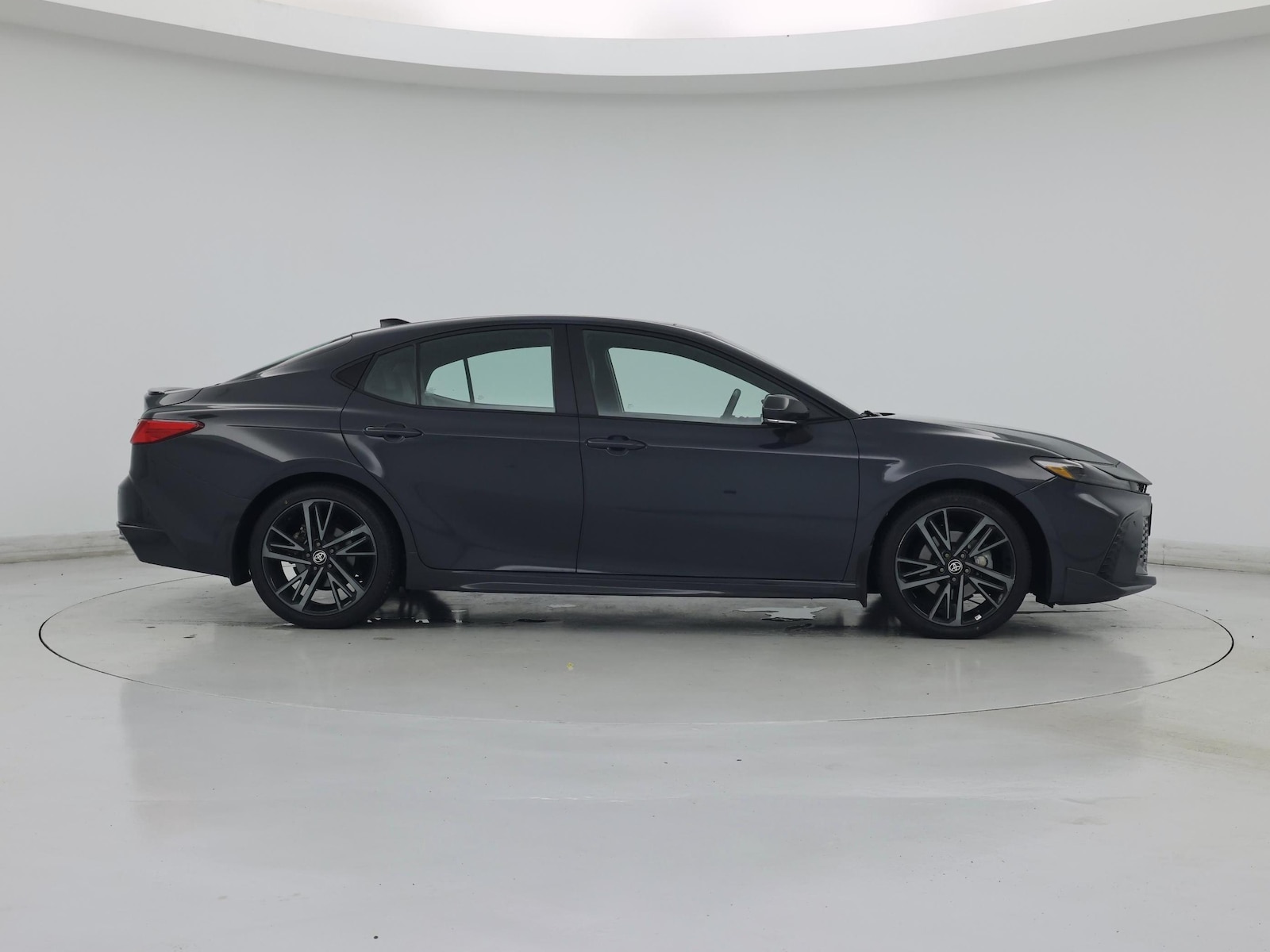2025 Toyota Camry XSE - Photo 8