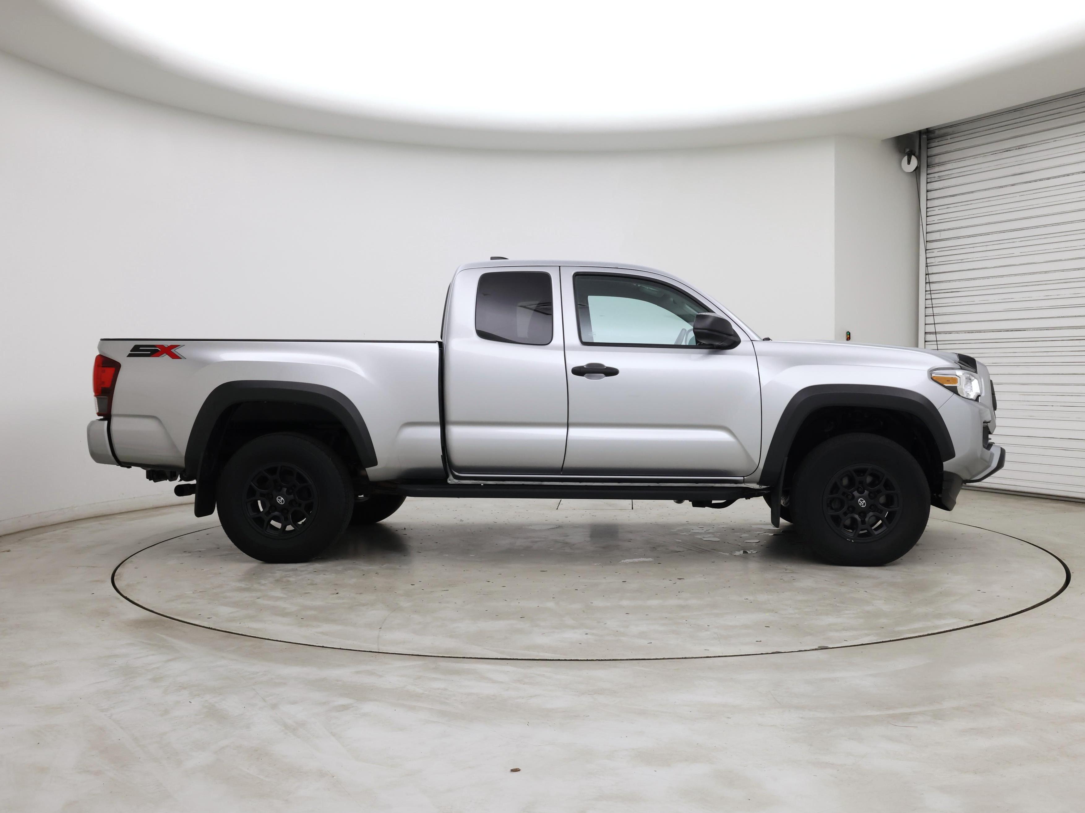 Thumbnail: 2022 Toyota Tacoma - 7