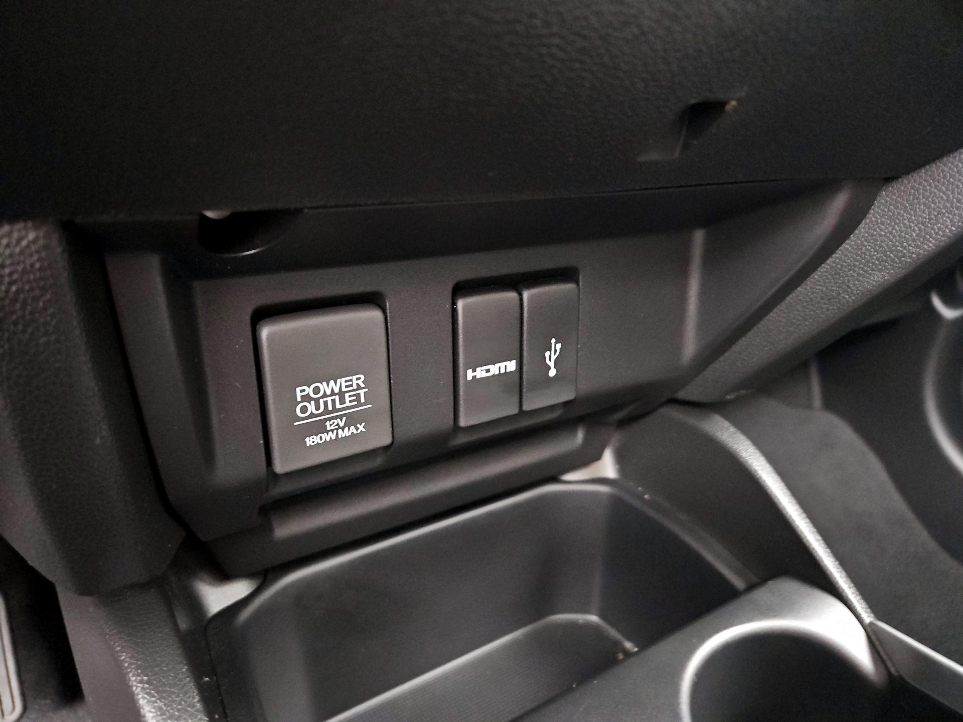 Thumbnail: 2016 Honda Fit - 18