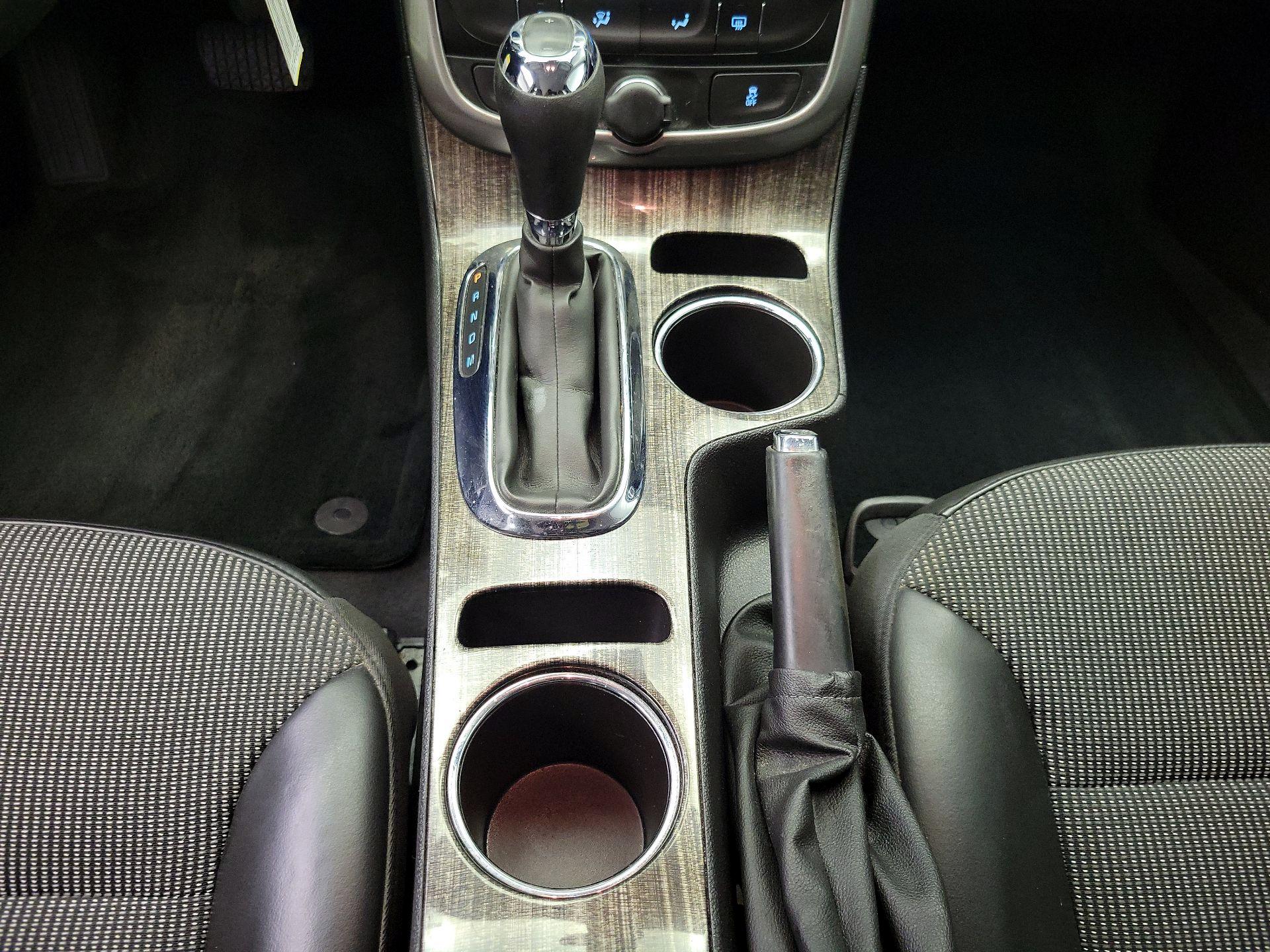 Thumbnail: 2014 Chevrolet Malibu - 17