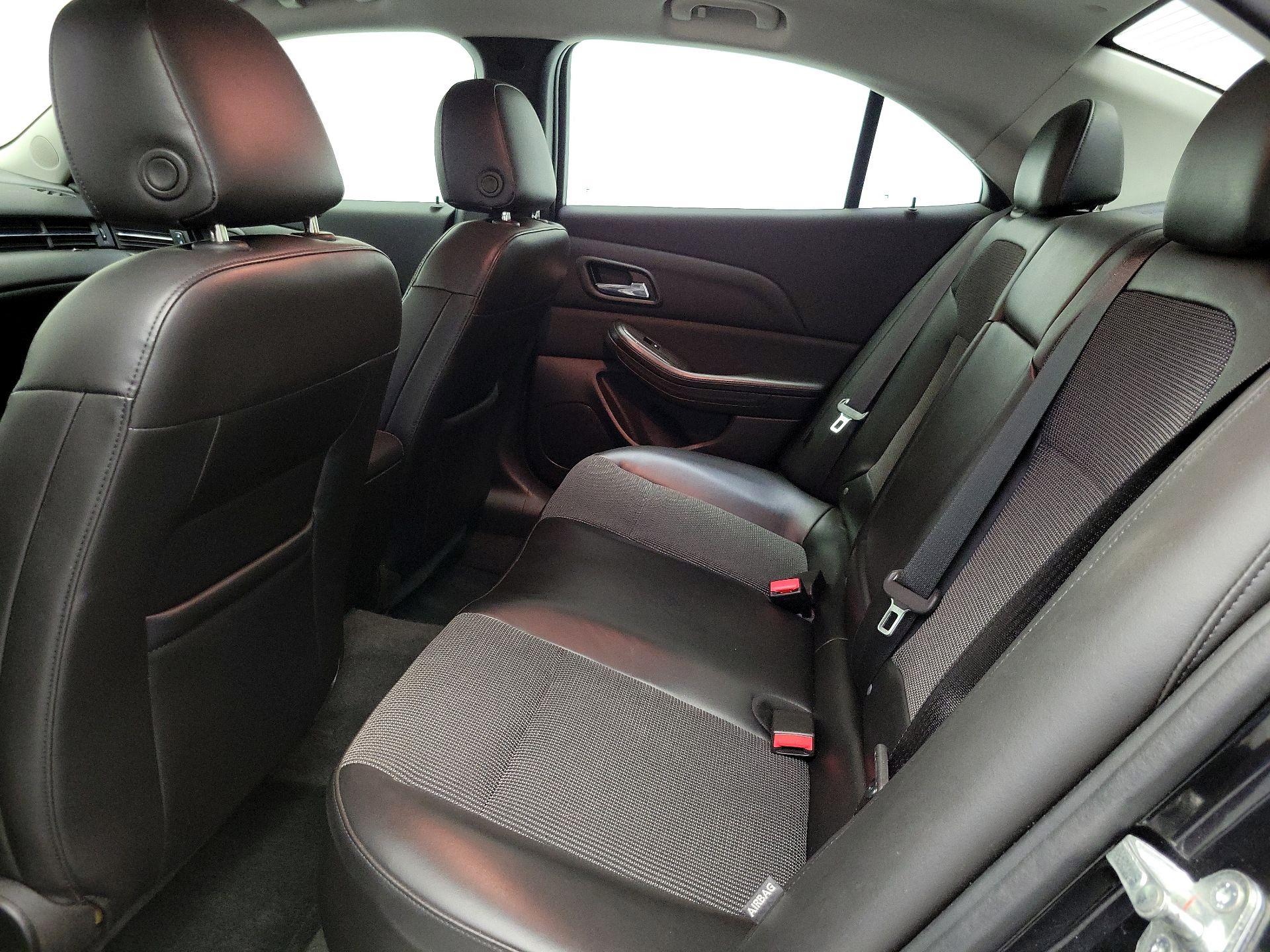 Thumbnail: 2014 Chevrolet Malibu - 18