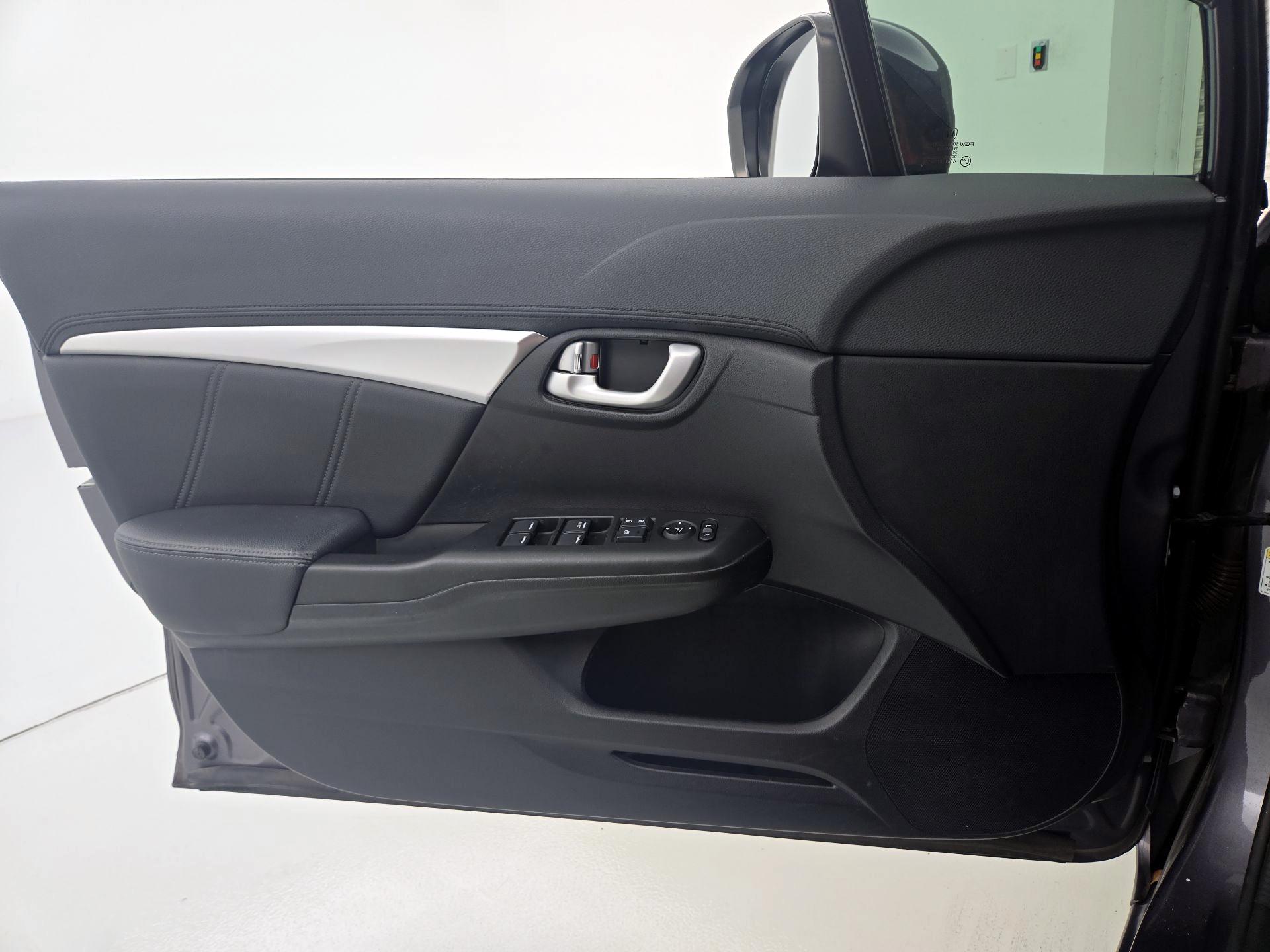 Thumbnail: 2015 Honda Civic - 12