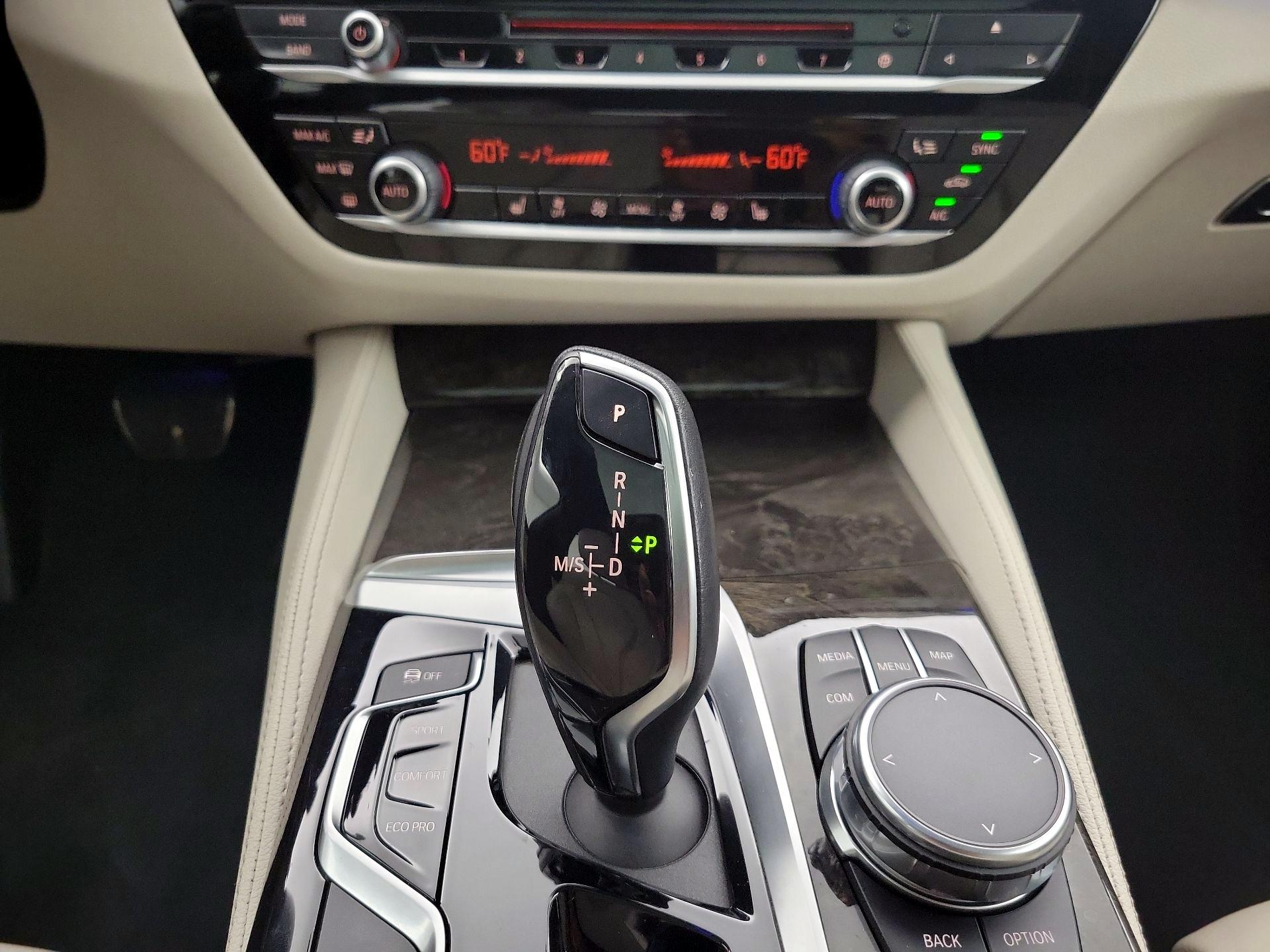 Thumbnail: 2018 BMW 5 Series - 18