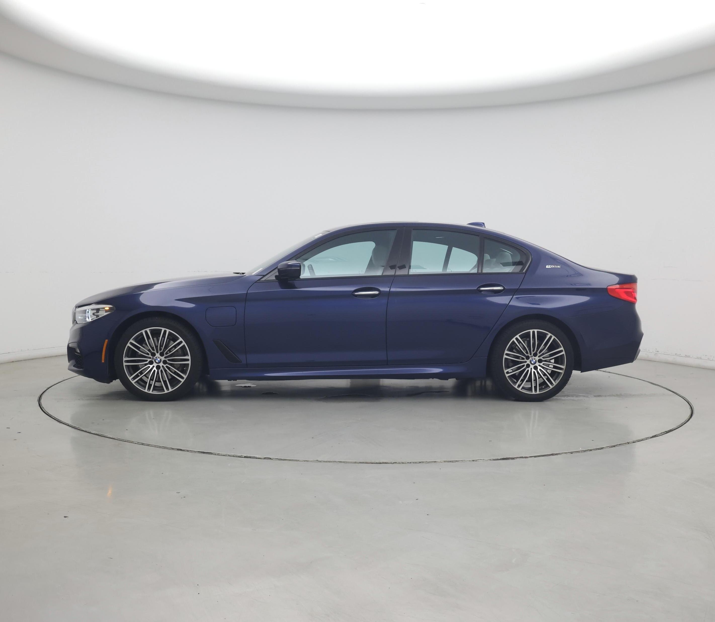 Thumbnail: 2018 BMW 5 Series - 3