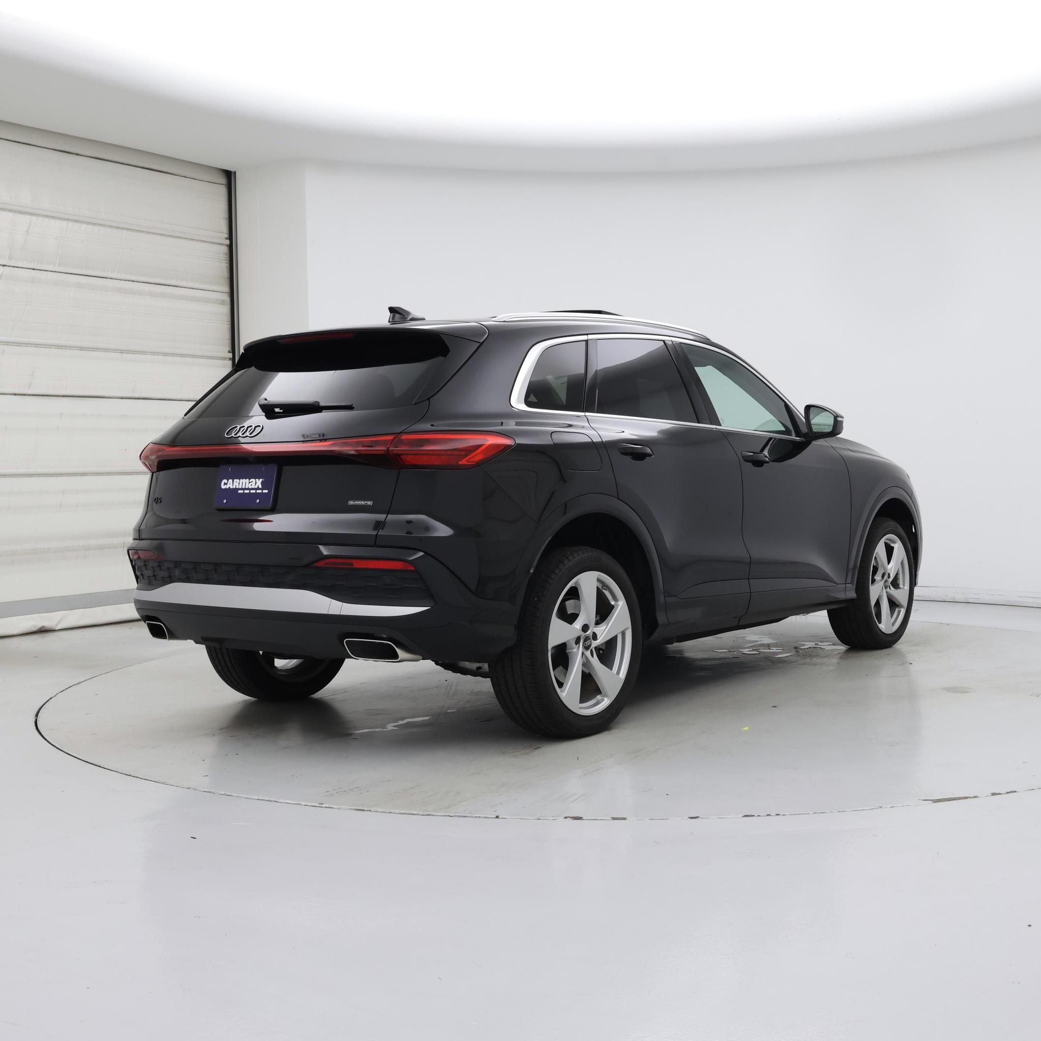 Thumbnail: 2025 Audi Q5 - 8