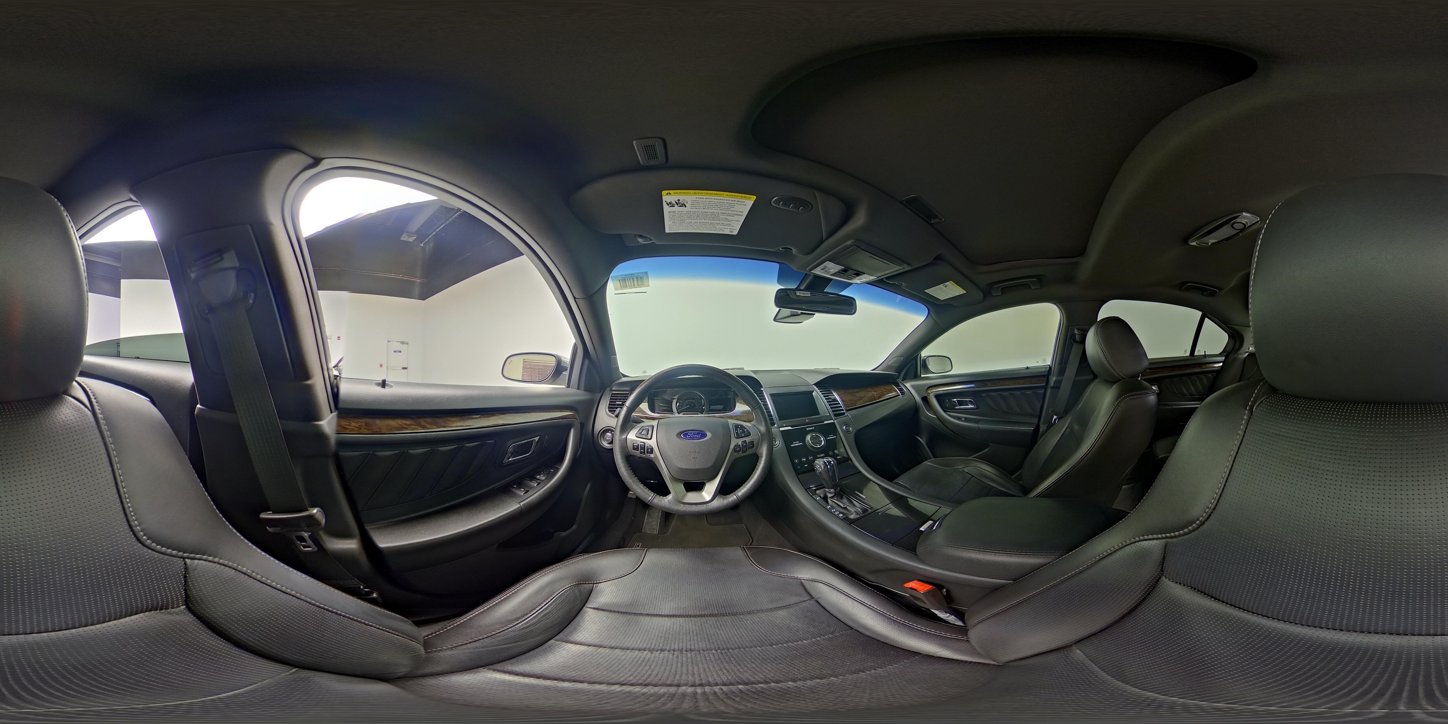 2018 Ford Taurus Limited - Photo 28