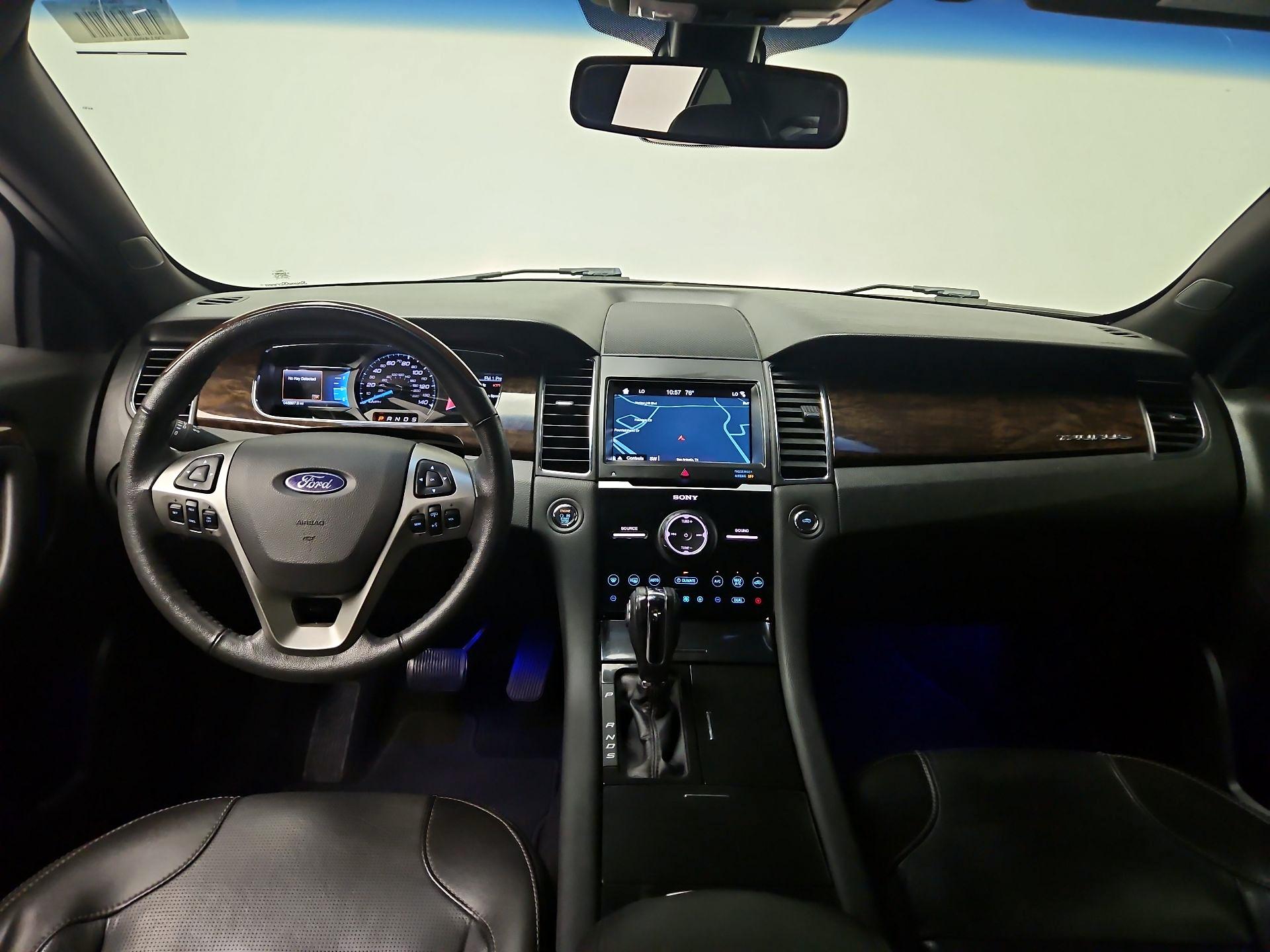 Thumbnail: 2018 Ford Taurus - 9