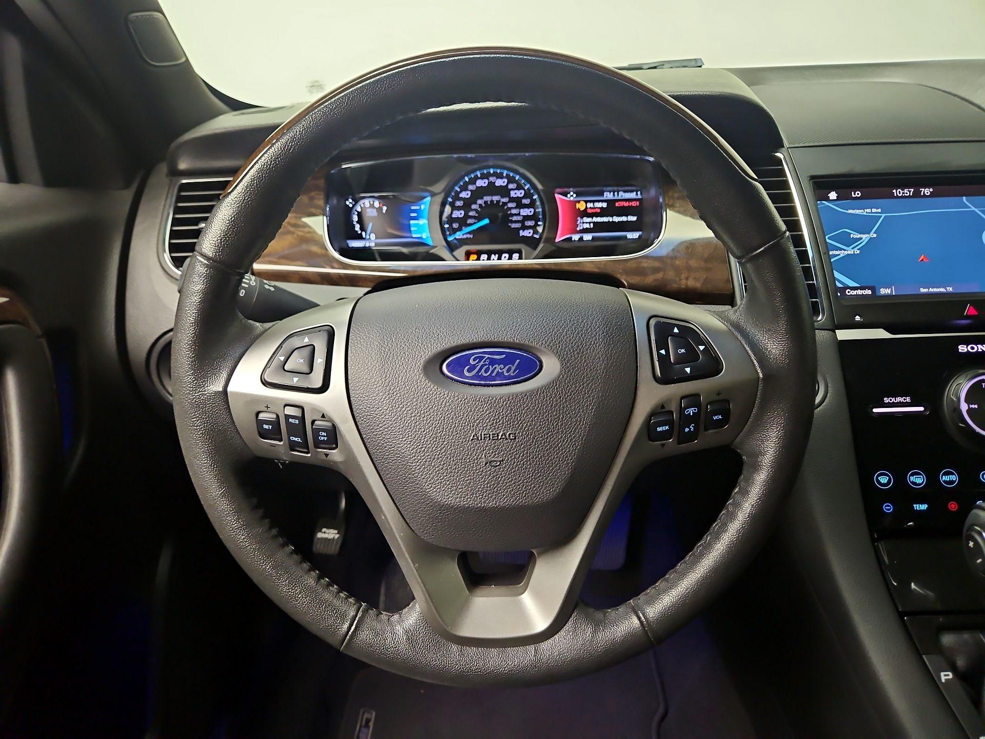 Thumbnail: 2018 Ford Taurus - 10