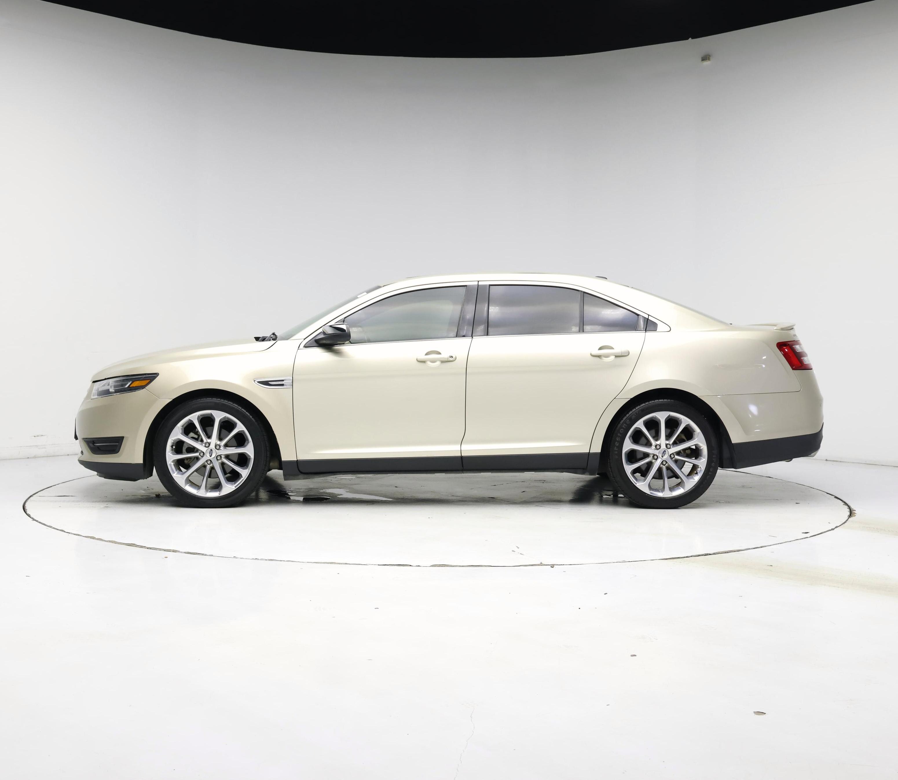 Thumbnail: 2018 Ford Taurus - 3