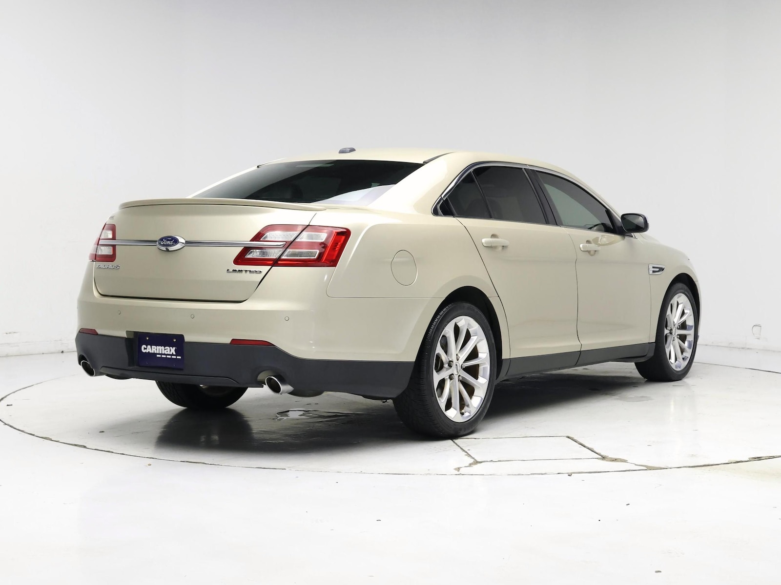 2018 Ford Taurus Limited - Photo 9