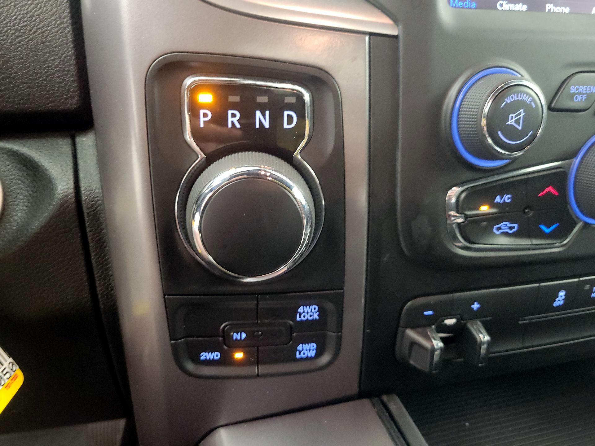 Thumbnail: 2021 RAM 1500 Classic - 17