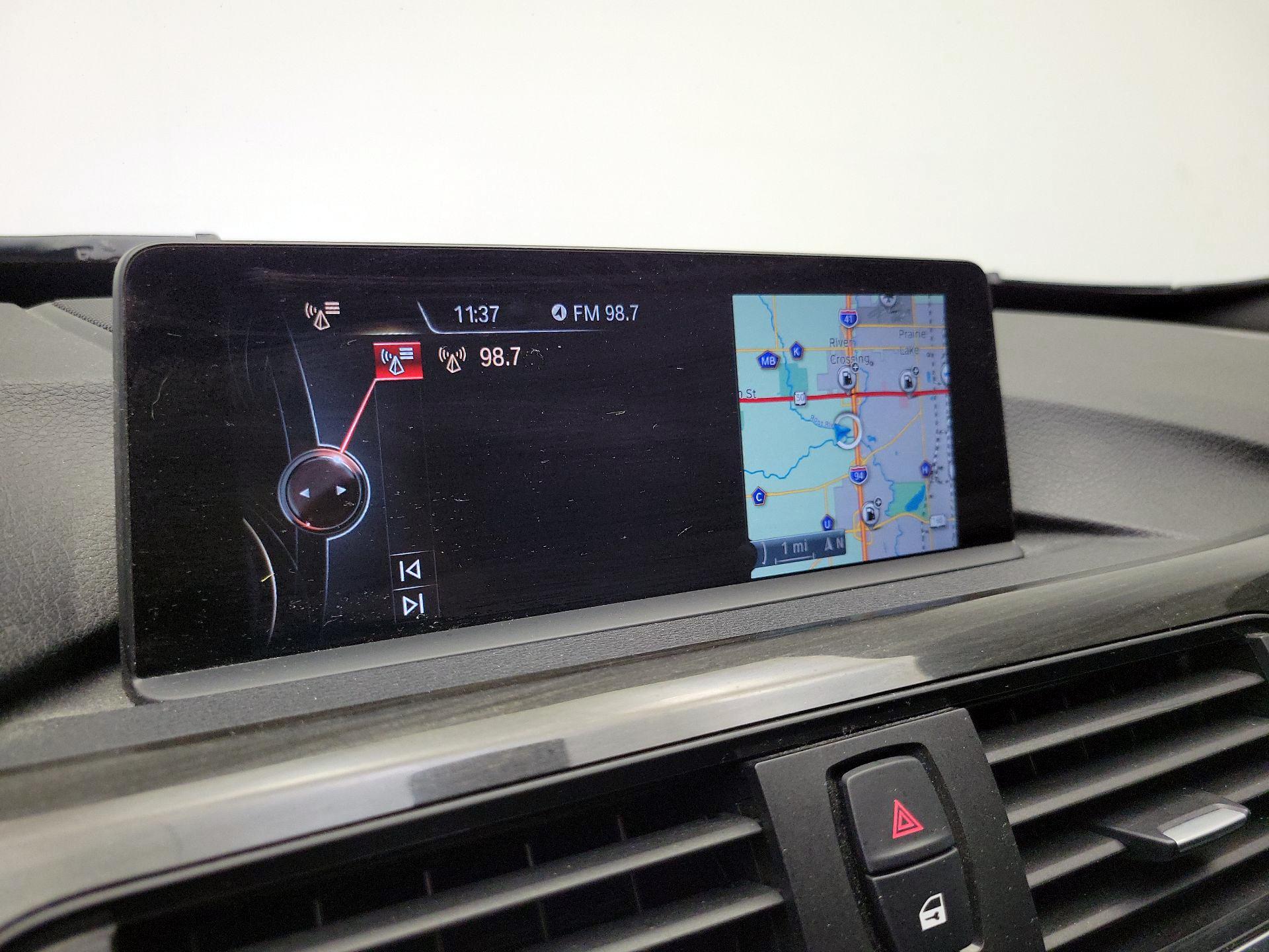 Thumbnail: 2016 BMW 3 Series - 16