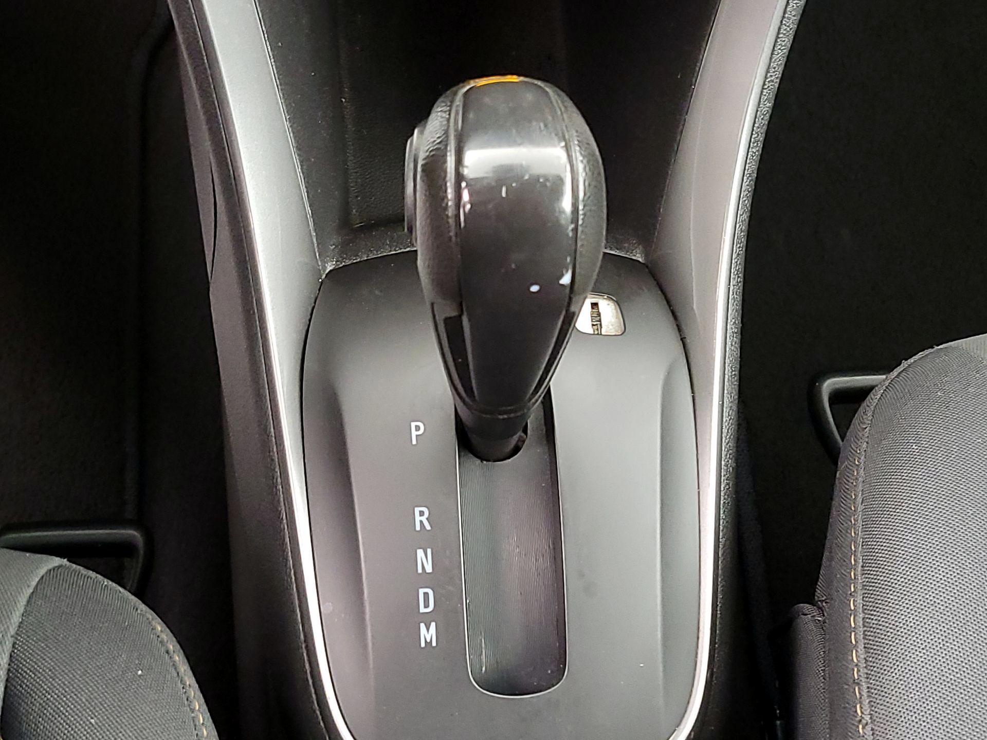 Thumbnail: 2020 Chevrolet Trax - 17