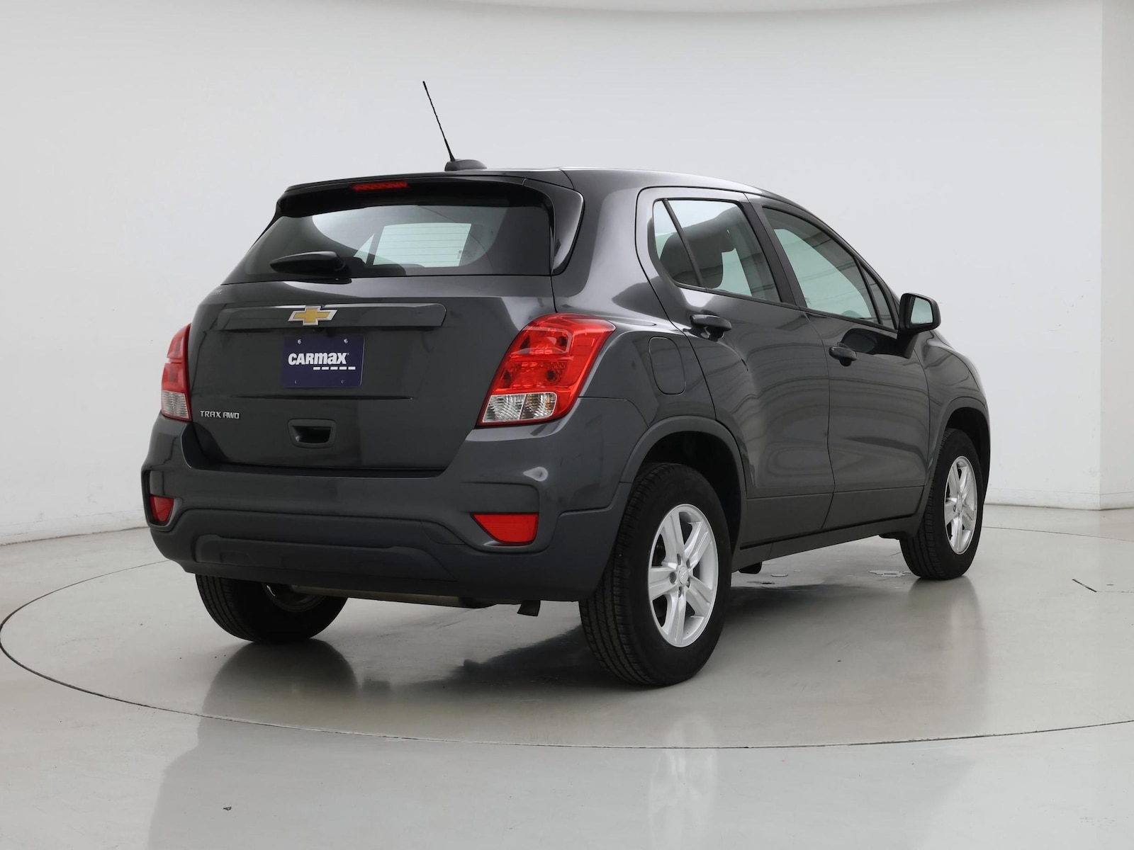 2020 Chevrolet Trax LS - Photo 9