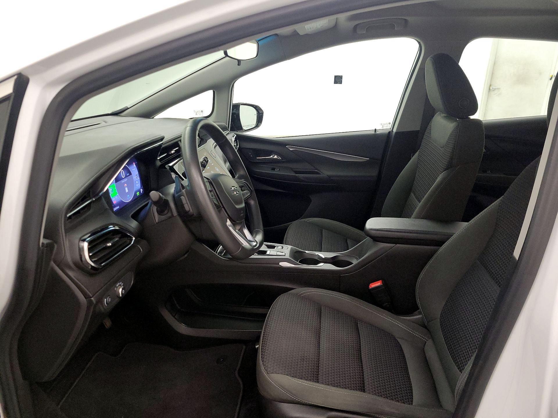 Thumbnail: 2022 Chevrolet Bolt EV - 11