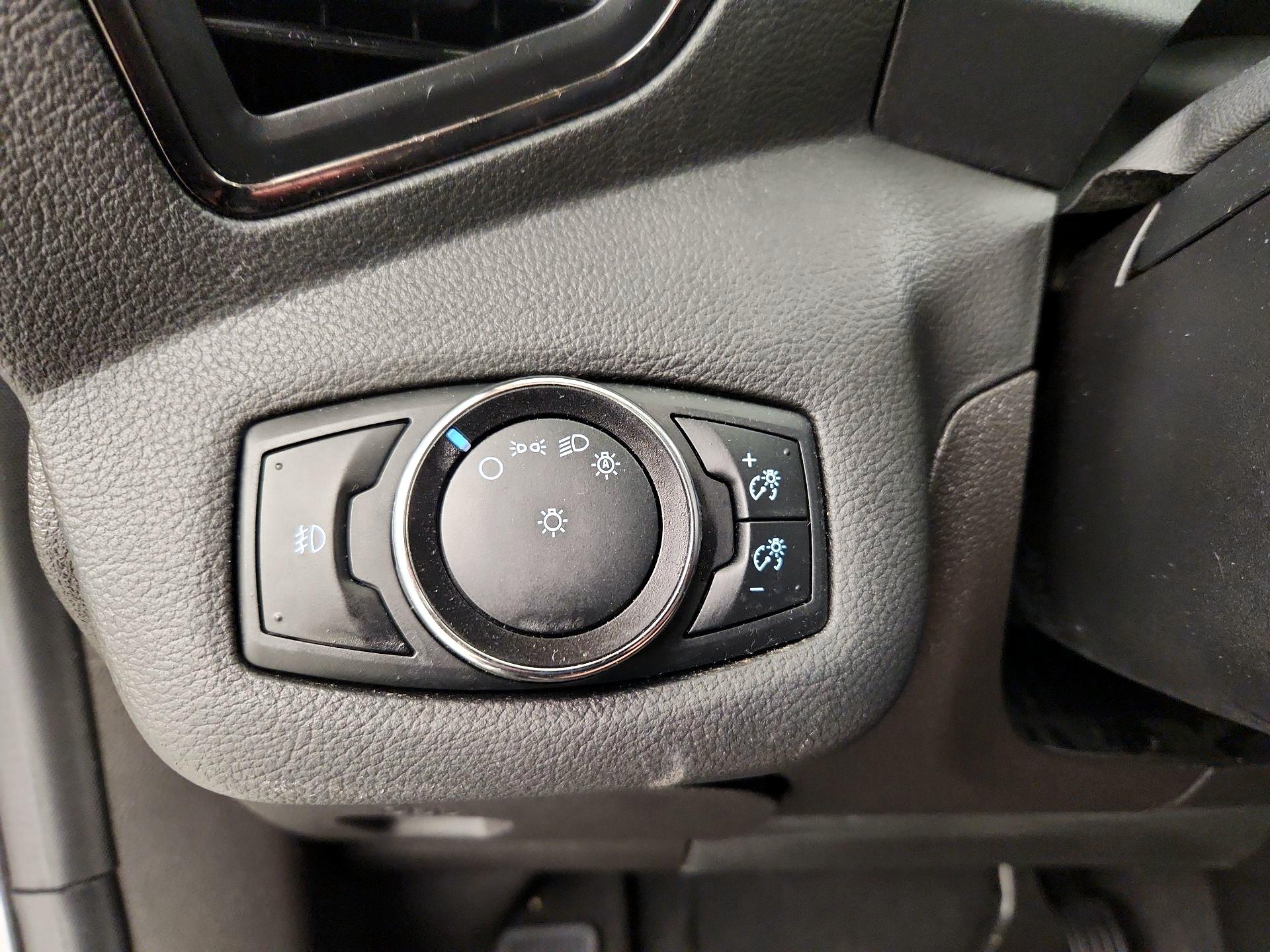 Thumbnail: 2015 Ford Escape - 13