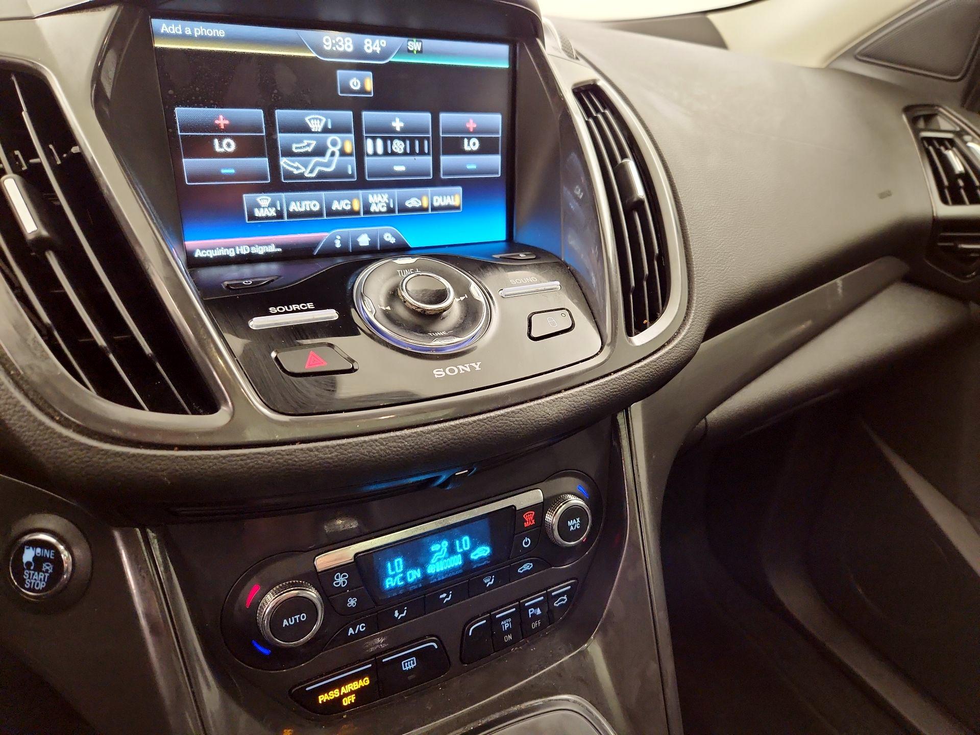 Thumbnail: 2015 Ford Escape - 17