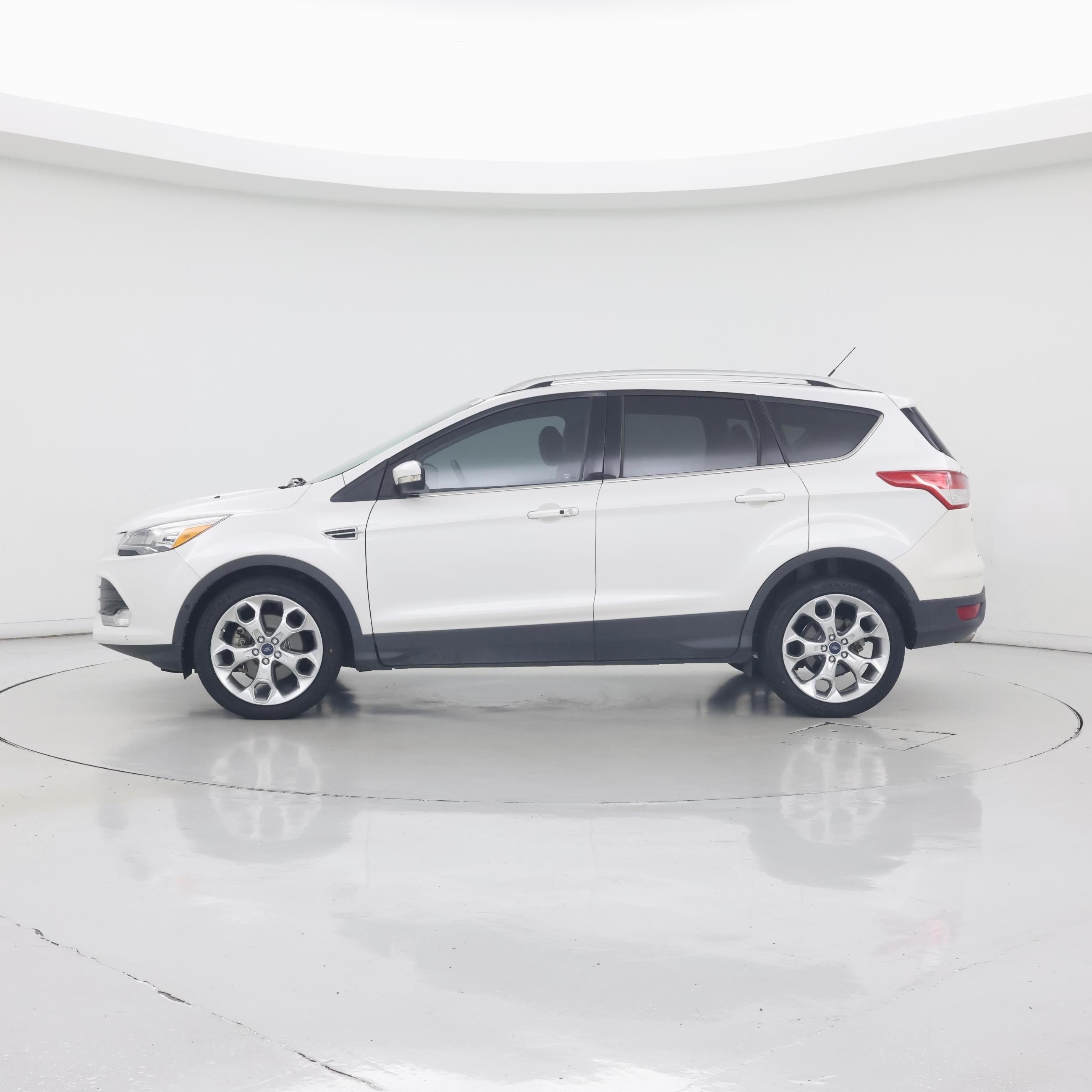 Thumbnail: 2015 Ford Escape - 3