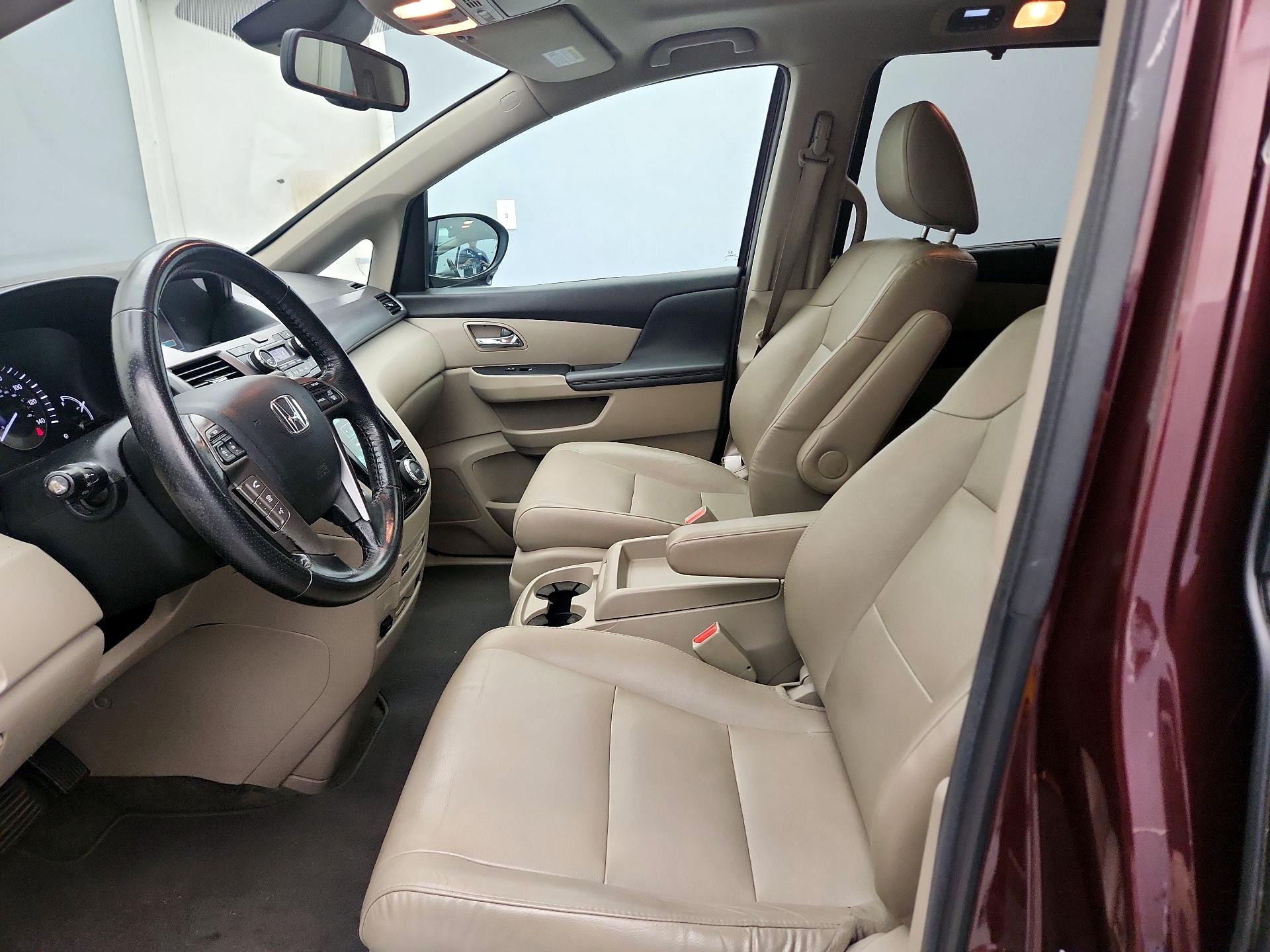 Thumbnail: 2014 Honda Odyssey - 11