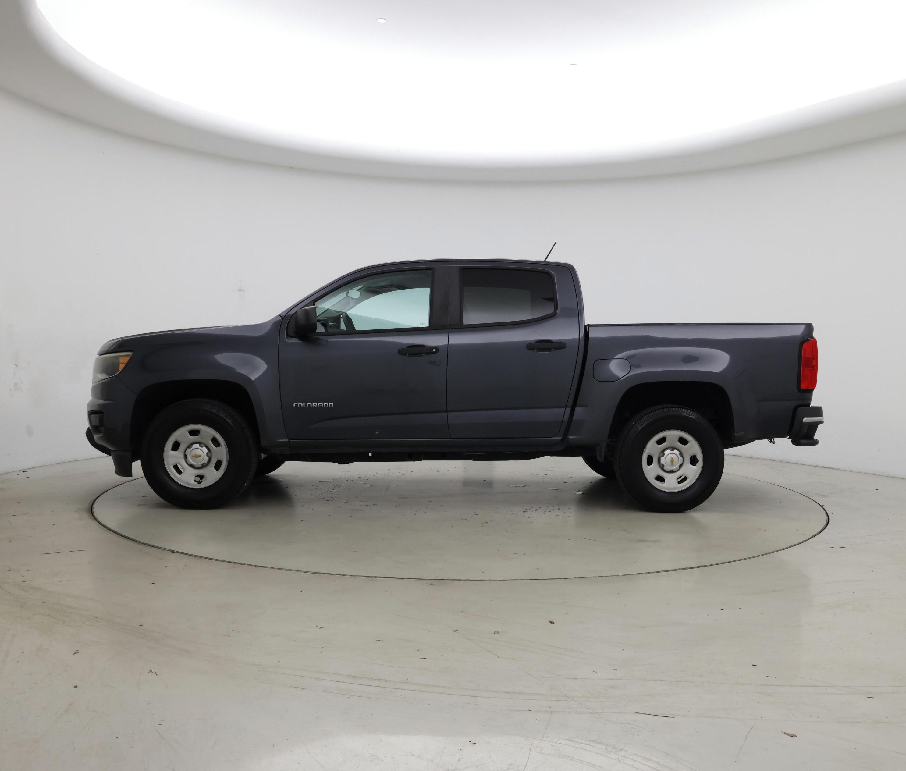 Thumbnail: 2017 Chevrolet Colorado - 3