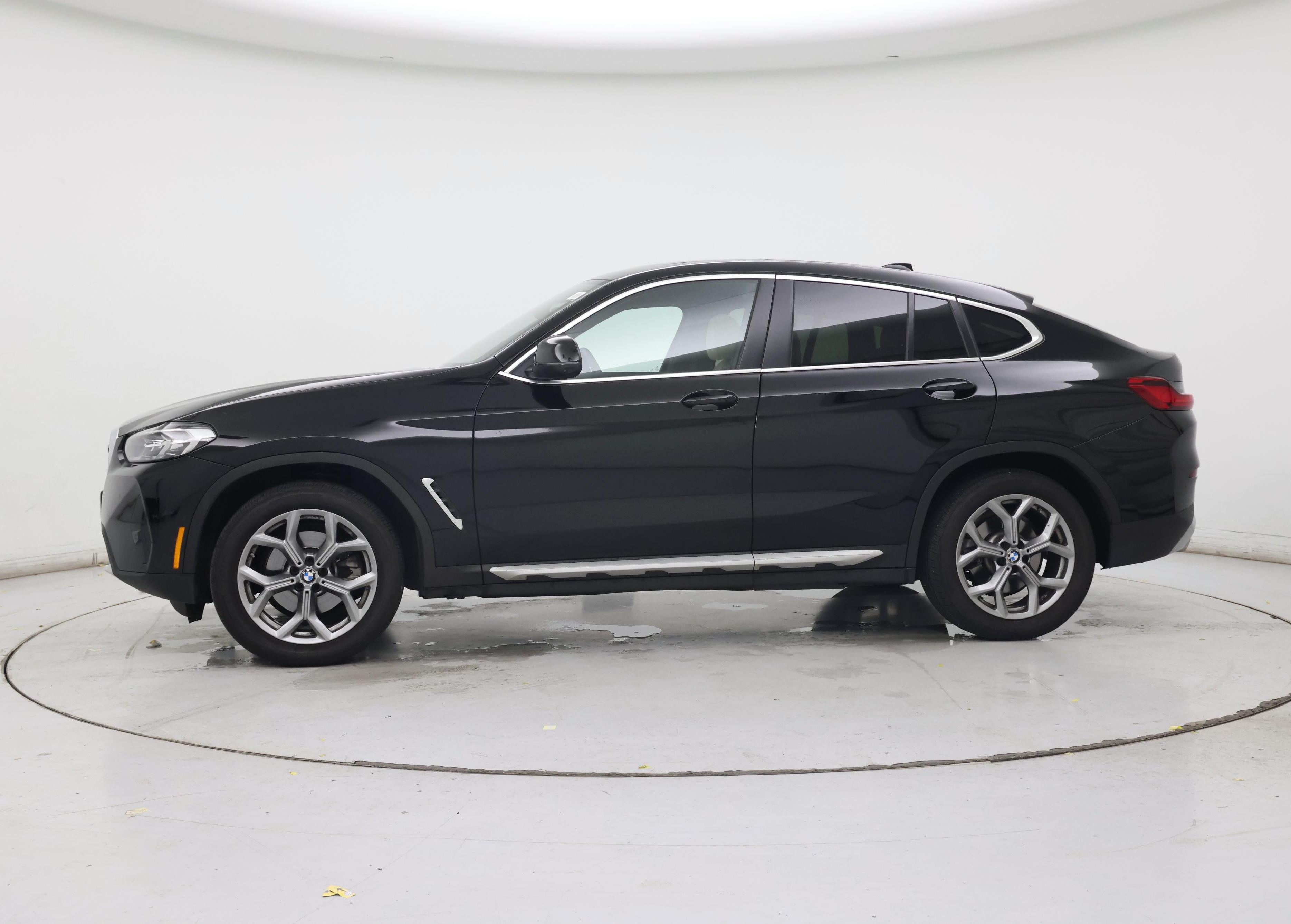 Thumbnail: 2024 BMW X4 - 3