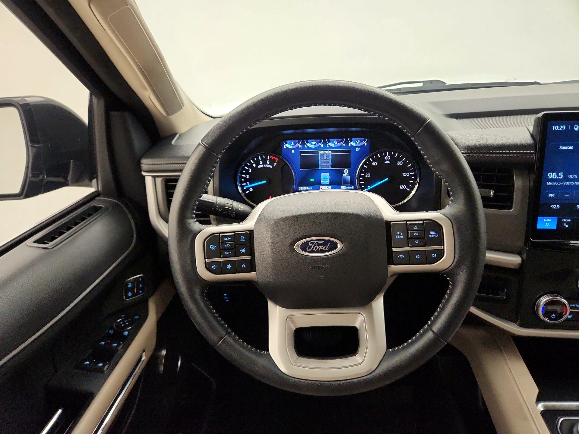 Thumbnail: 2022 Ford Expedition - 10