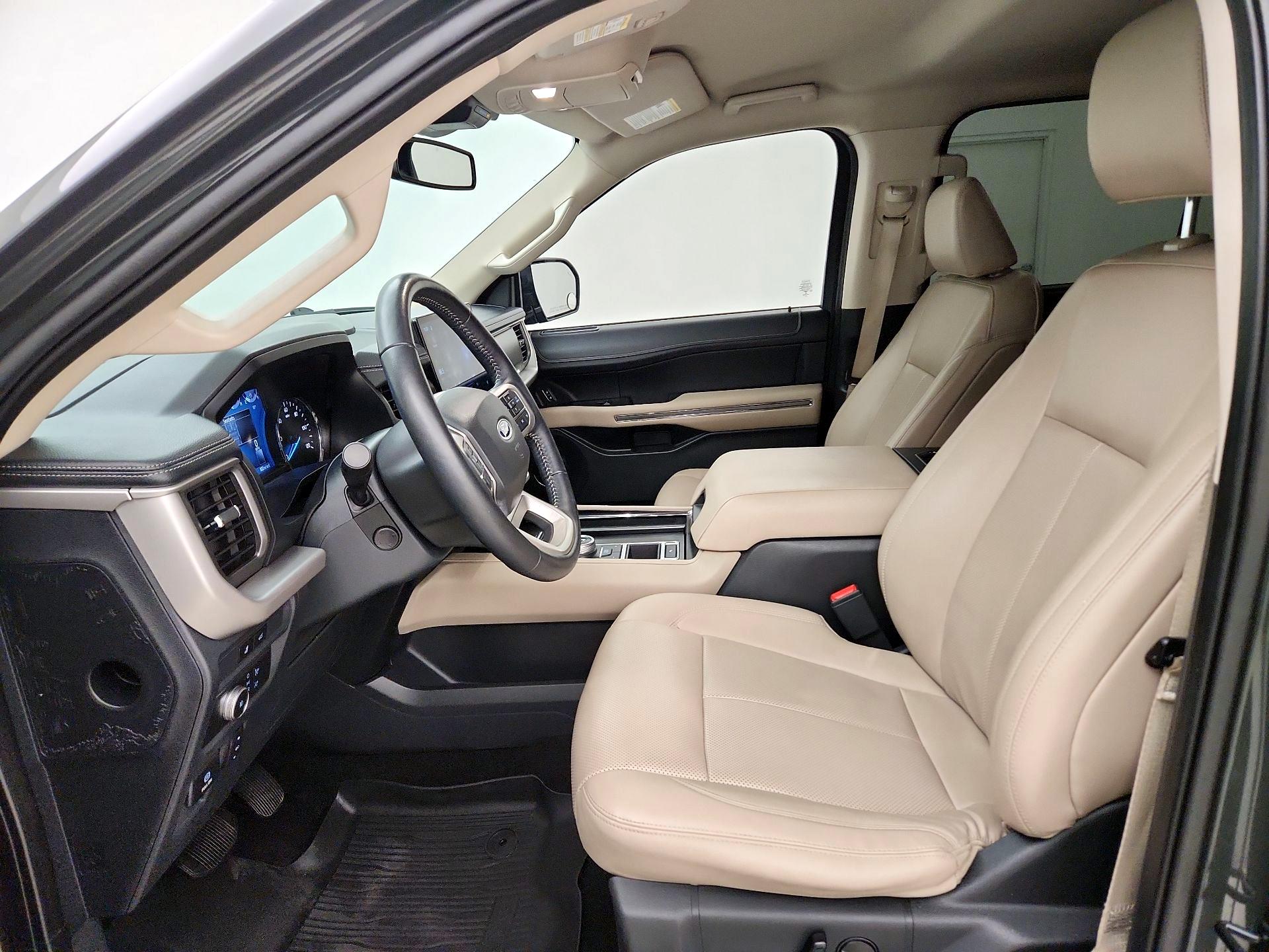 Thumbnail: 2022 Ford Expedition - 11