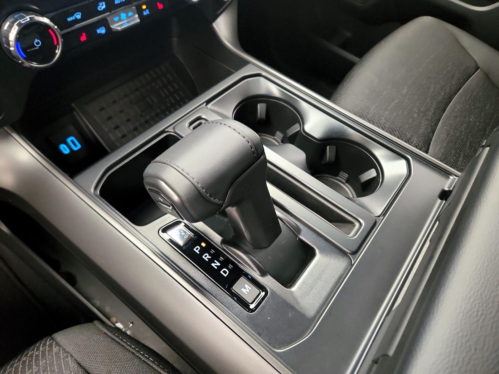 2024 Ford F-150 XLT - Photo 19