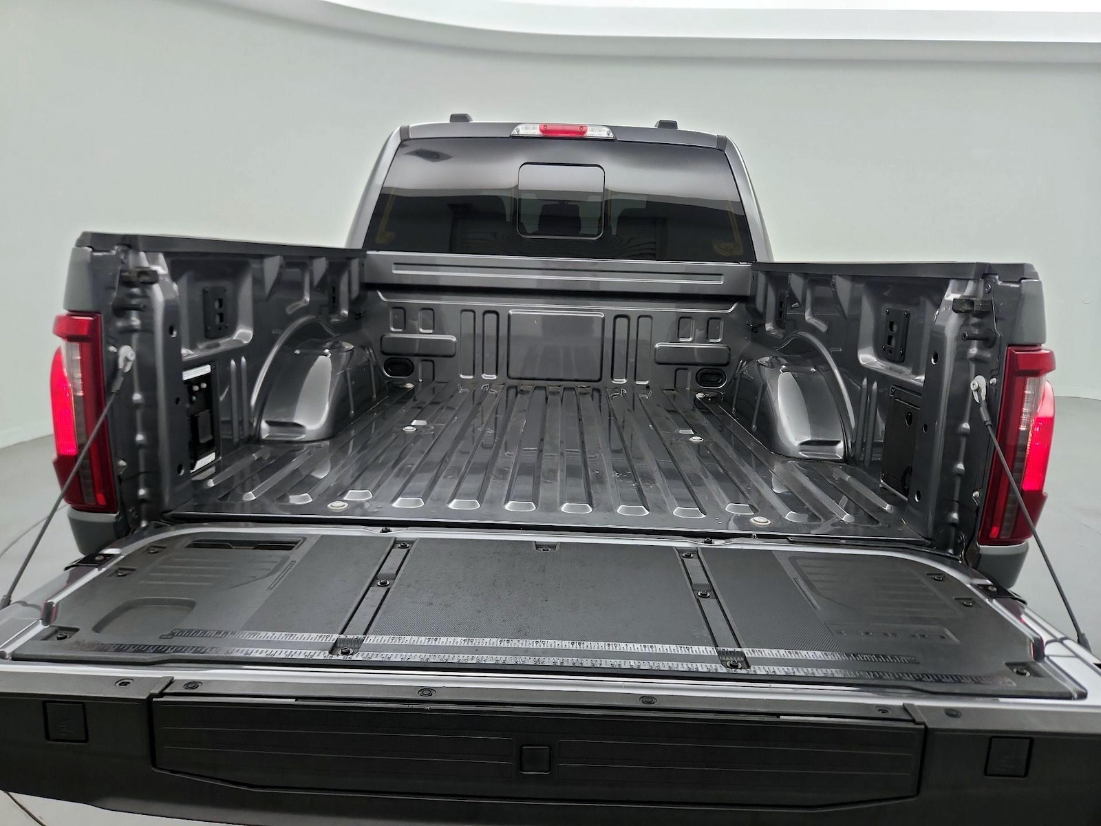 2024 Ford F-150 XLT - Photo 21