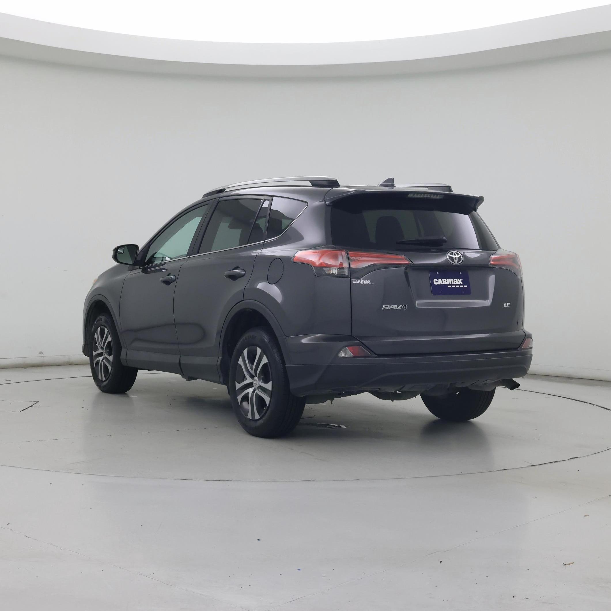 Thumbnail: 2018 Toyota RAV4 - 2