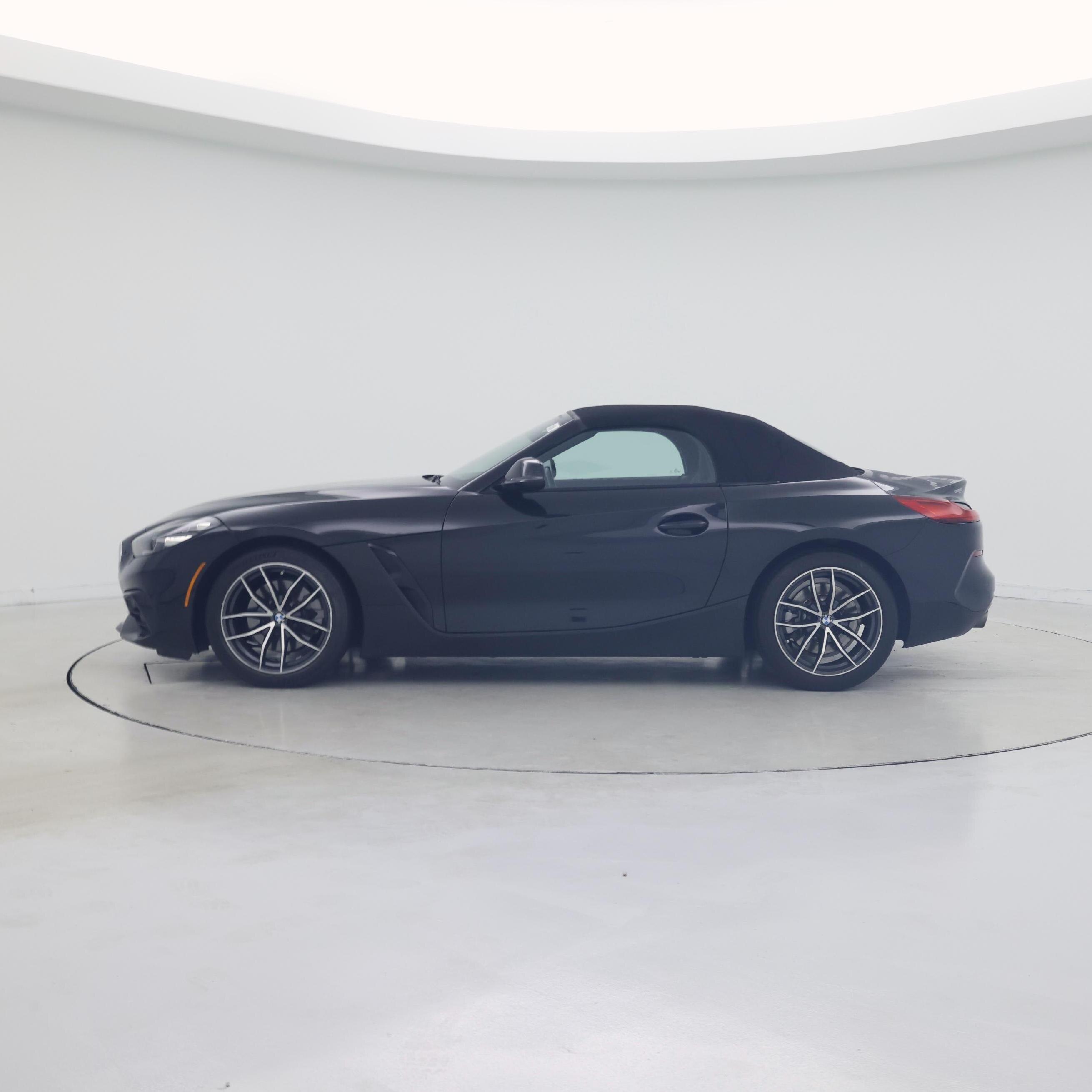 Thumbnail: 2022 BMW Z4 - 3