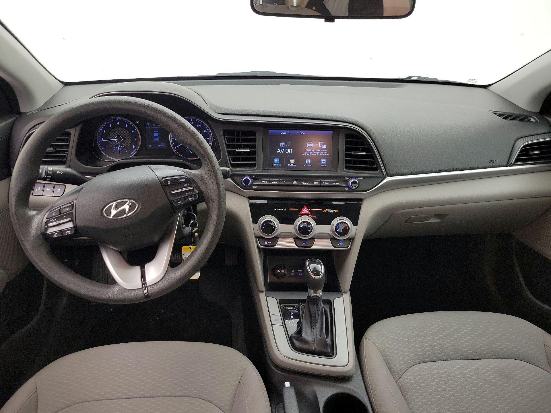 Thumbnail: 2019 Hyundai Elantra - 9