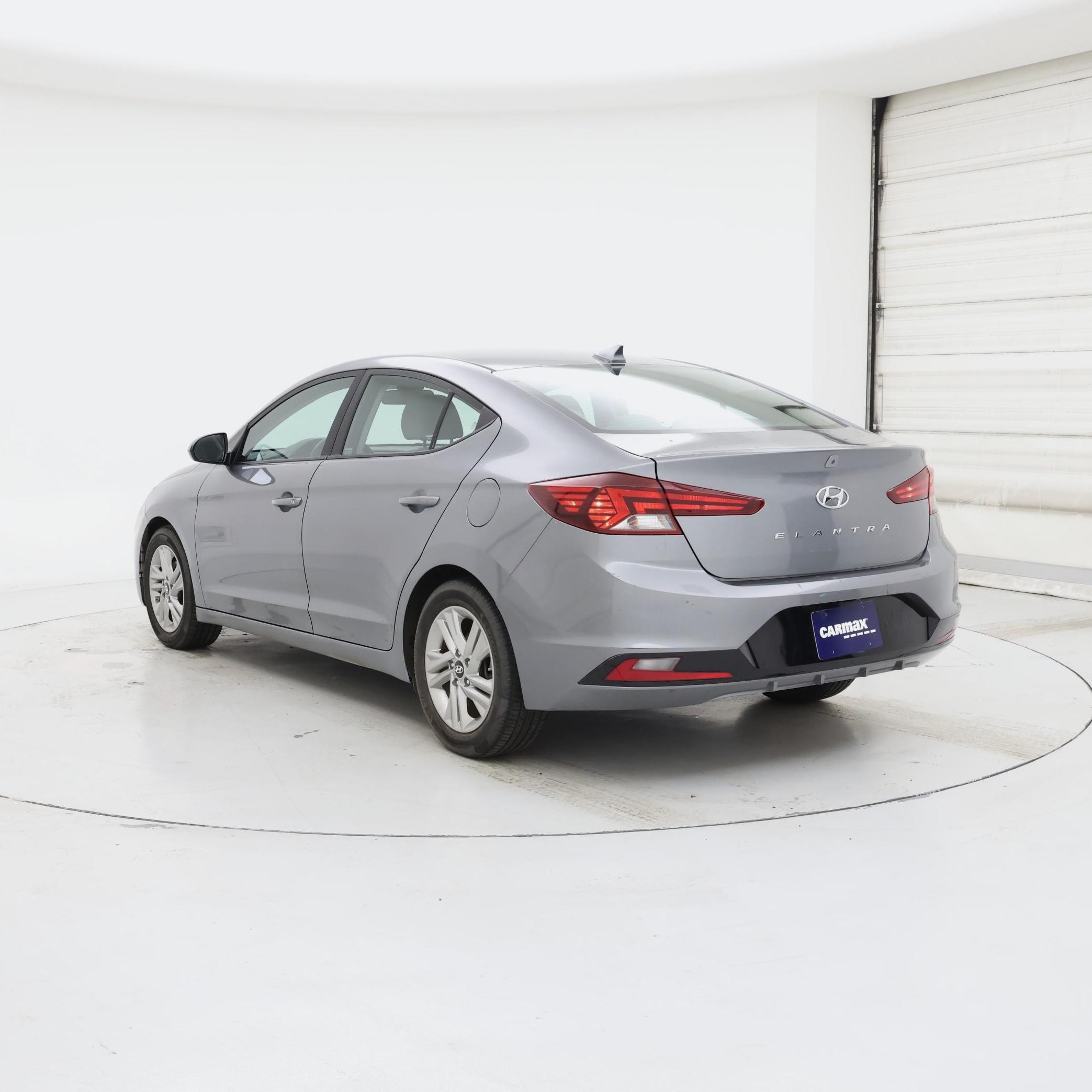 Thumbnail: 2019 Hyundai Elantra - 2