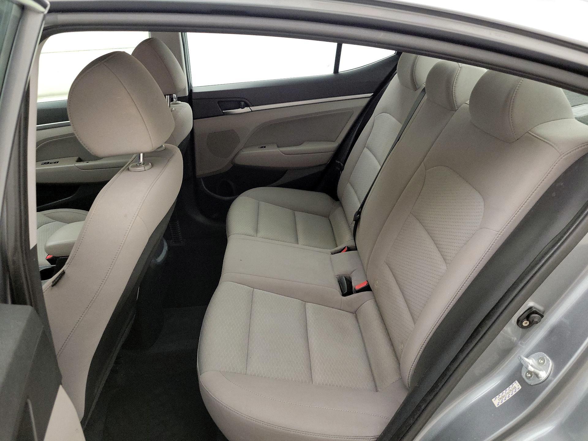 Thumbnail: 2019 Hyundai Elantra - 19