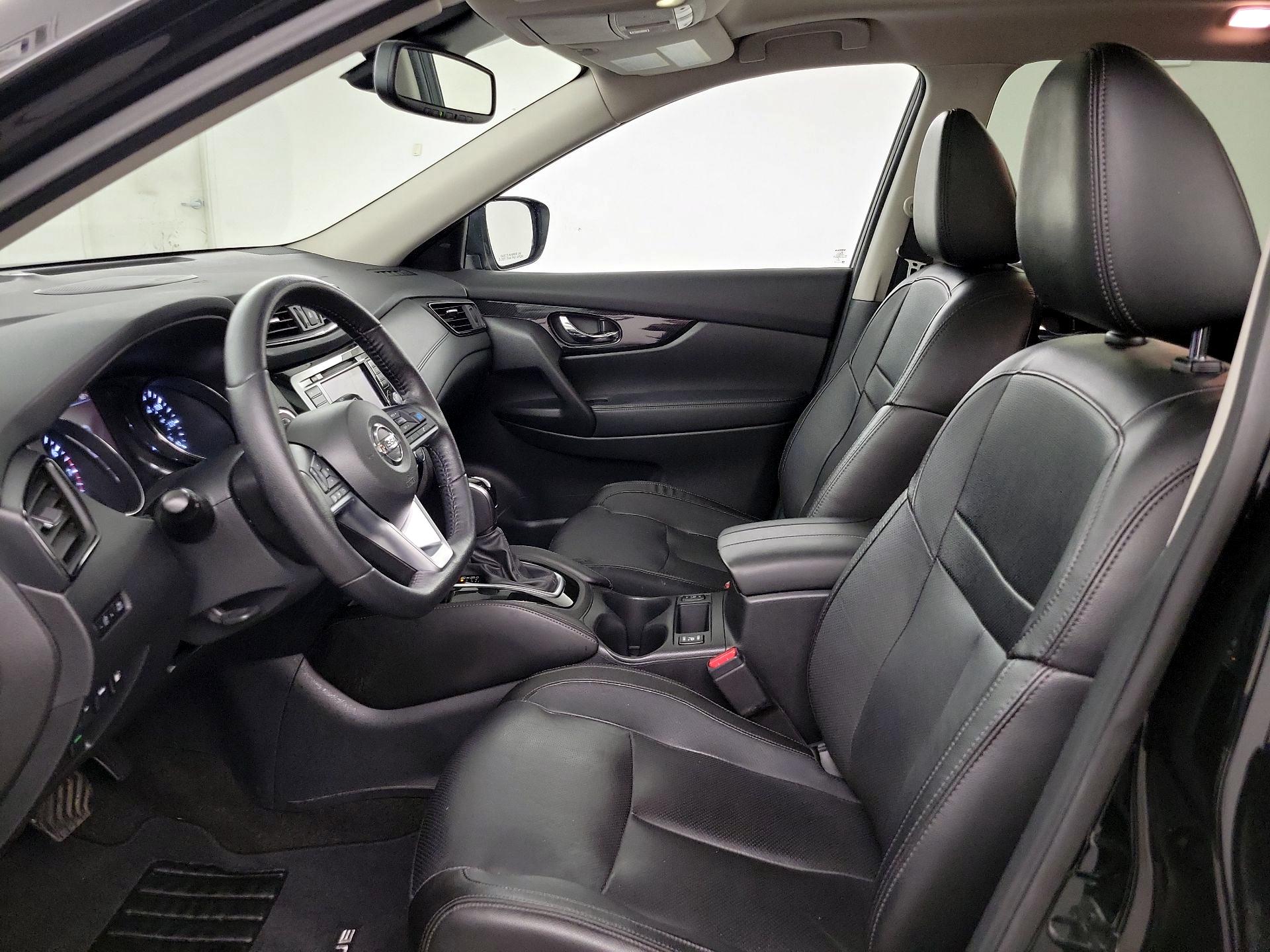 Thumbnail: 2019 Nissan Rogue - 9