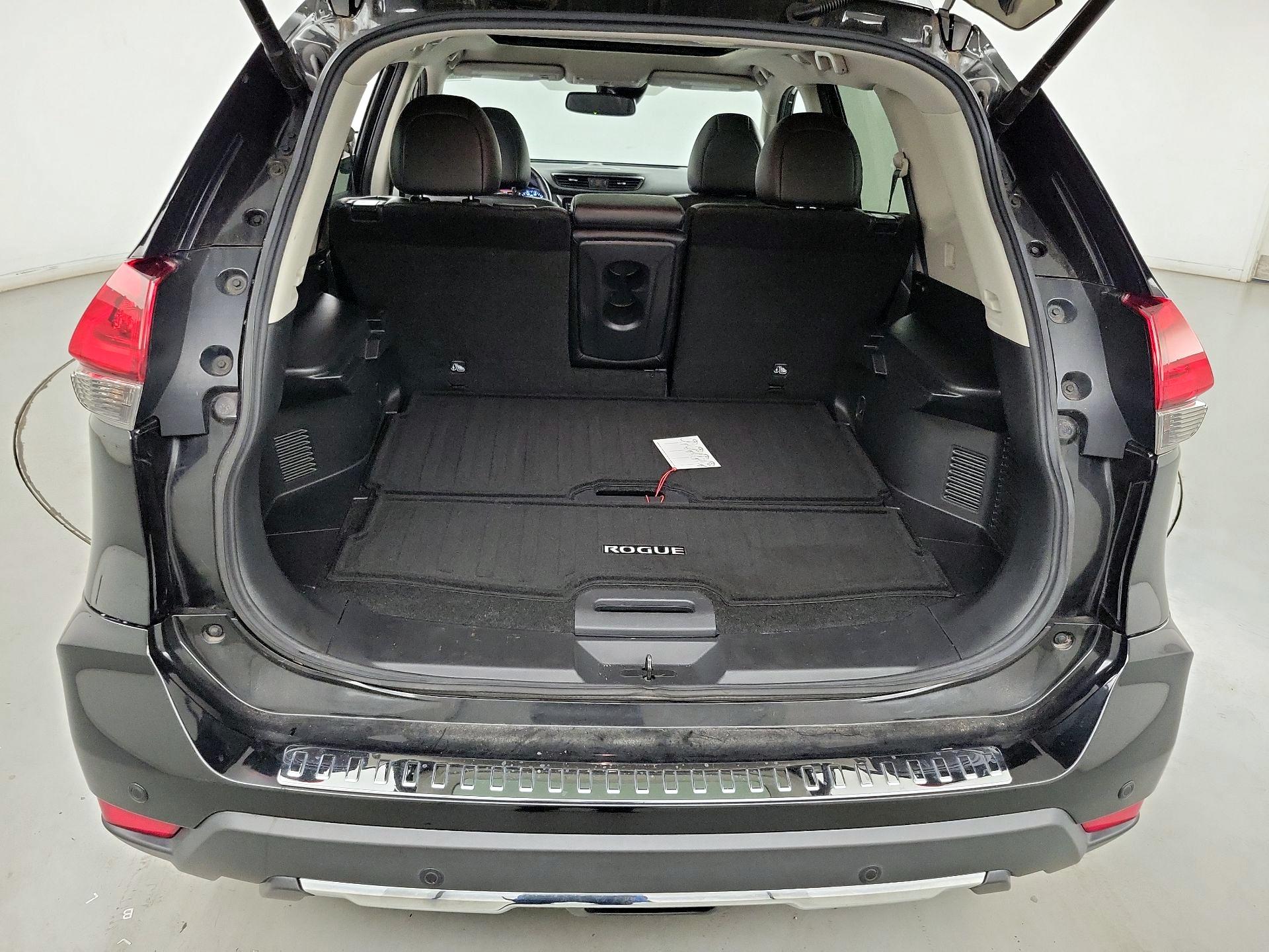 Thumbnail: 2019 Nissan Rogue - 20