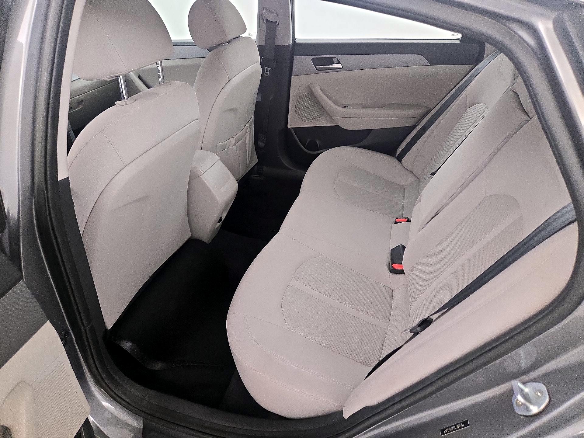 Thumbnail: 2019 Hyundai Sonata - 19