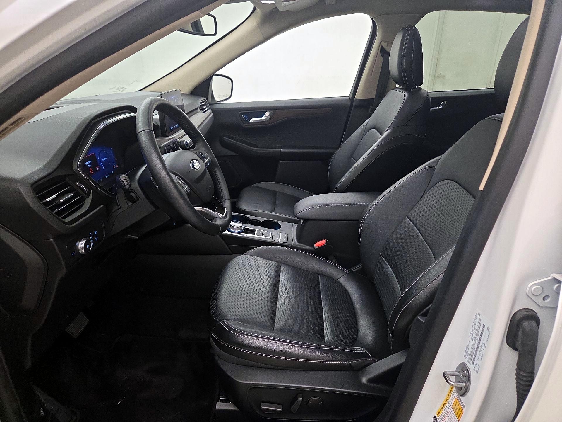 Thumbnail: 2020 Ford Escape - 11