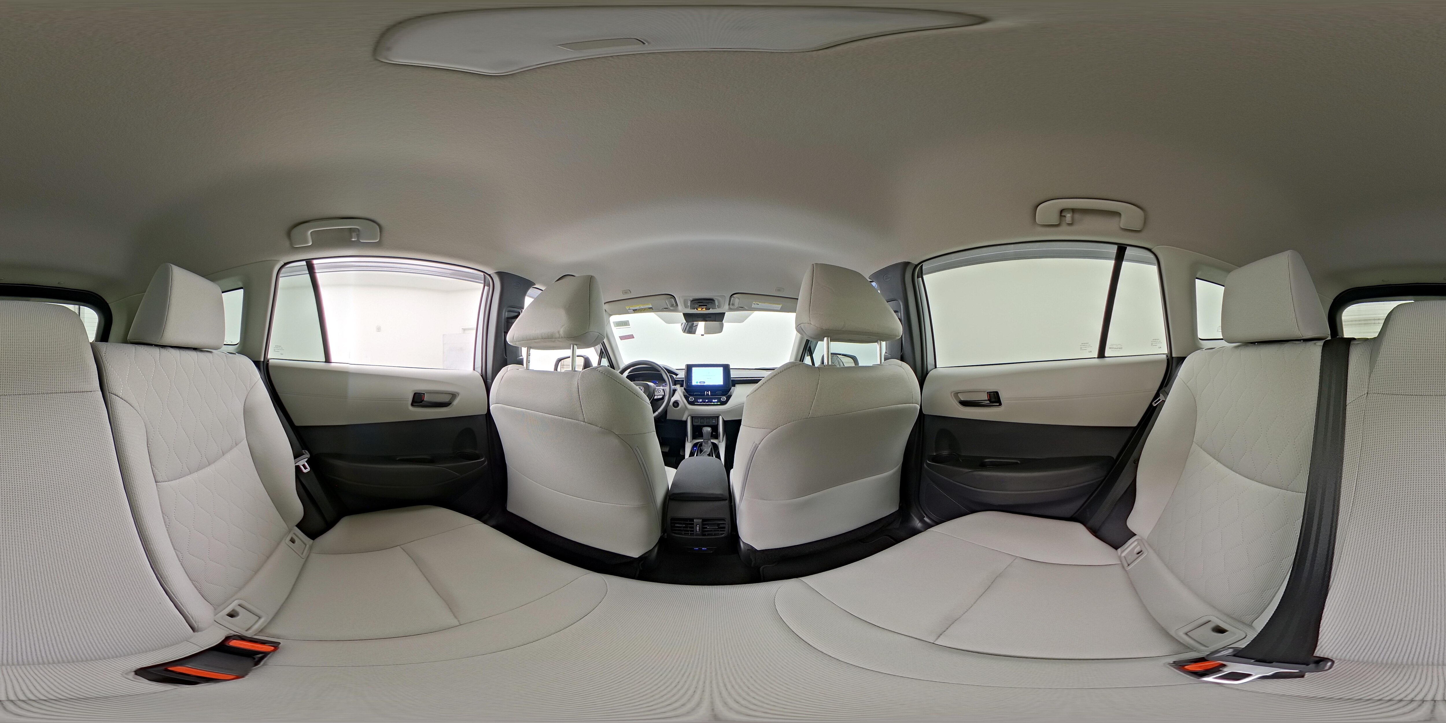2025 Toyota Corolla Cross LE - Photo 26