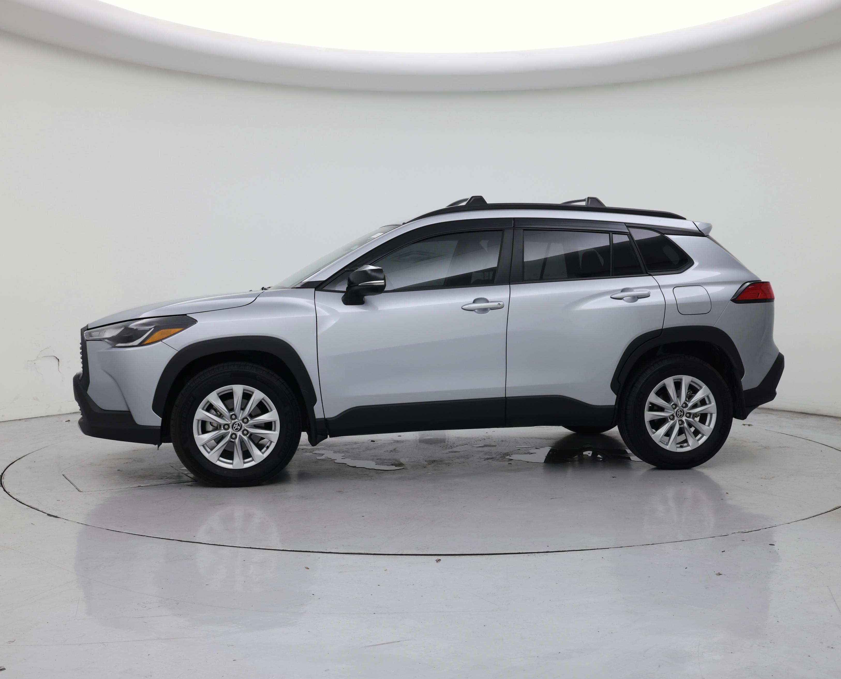 Thumbnail: 2025 Toyota Corolla Cross - 3