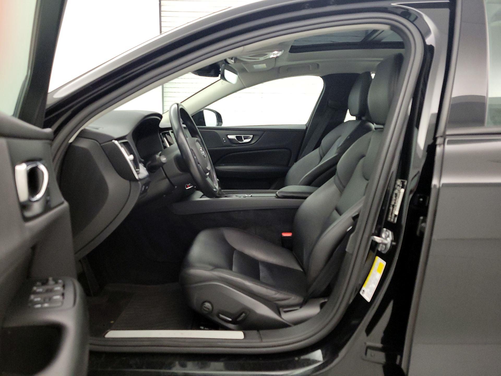 Thumbnail: 2020 Volvo S60 - 11