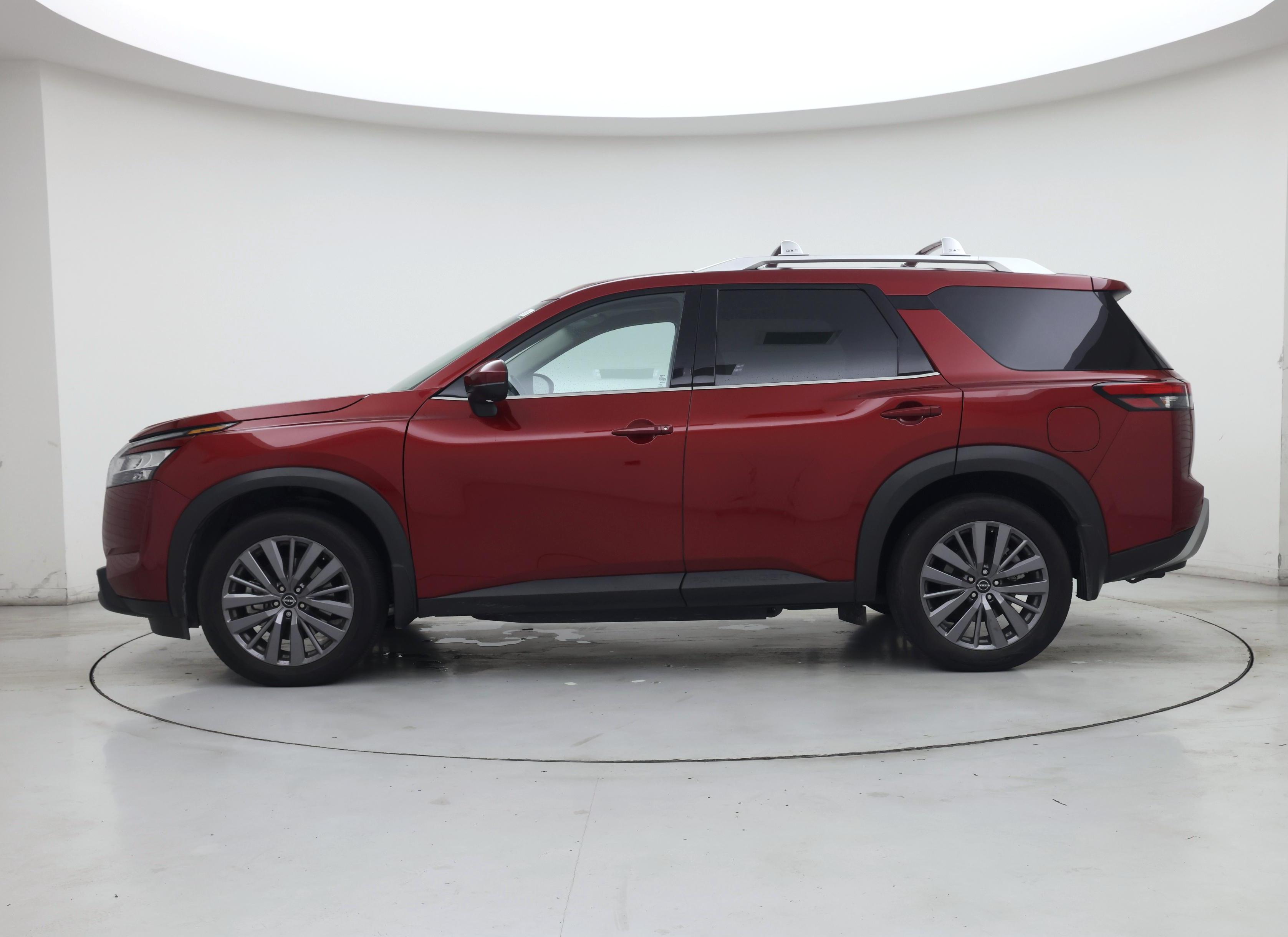 Thumbnail: 2023 Nissan Pathfinder - 3
