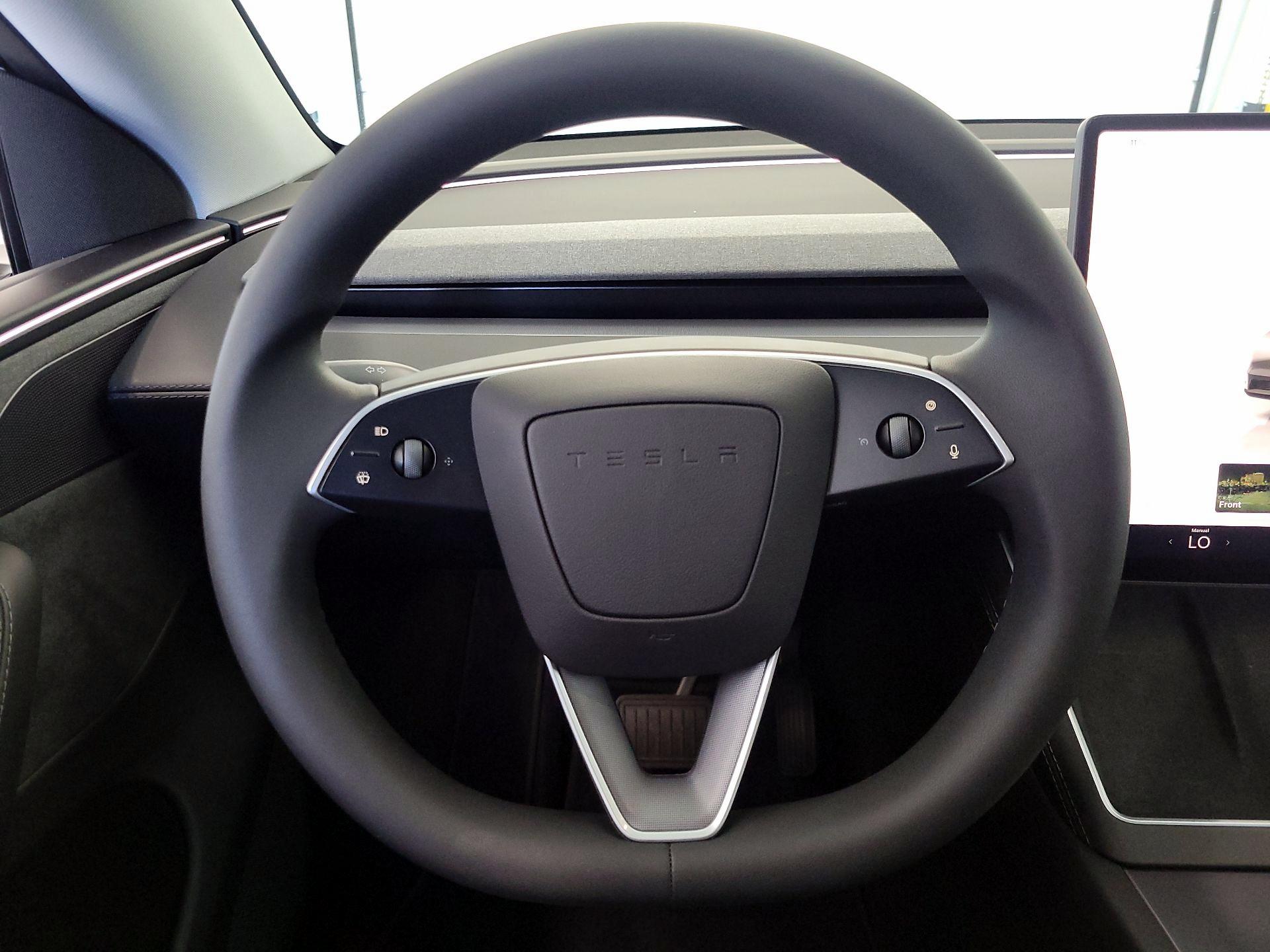 Thumbnail: 2026 Tesla Model Y - 10