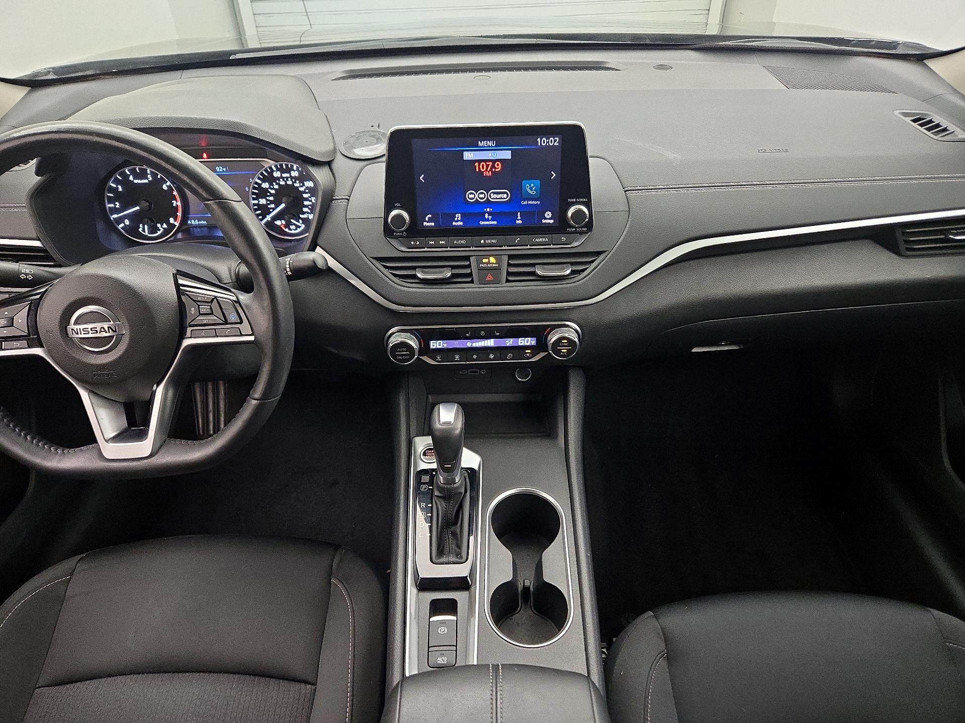 Thumbnail: 2019 Nissan Altima - 9