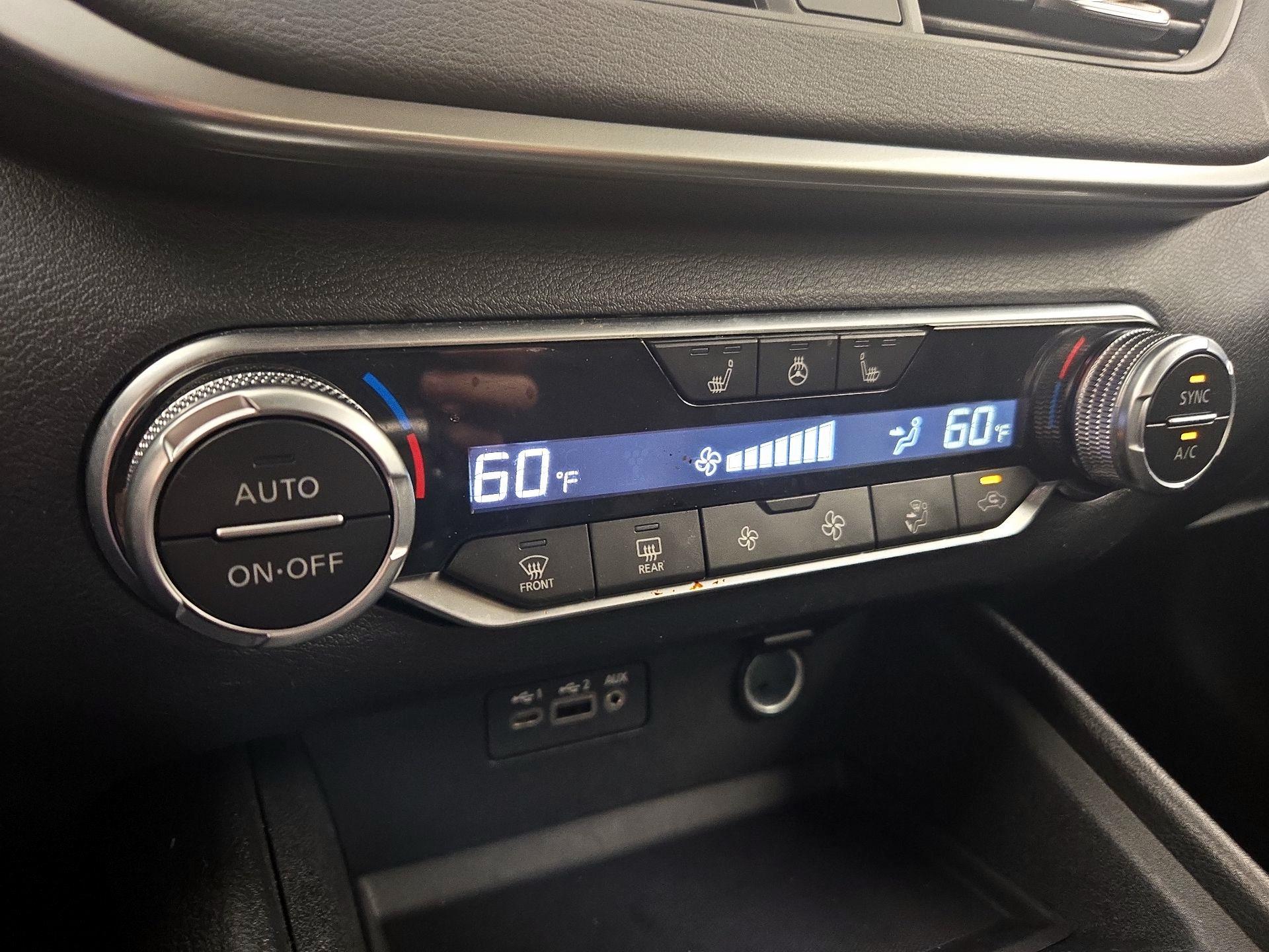 Thumbnail: 2019 Nissan Altima - 15