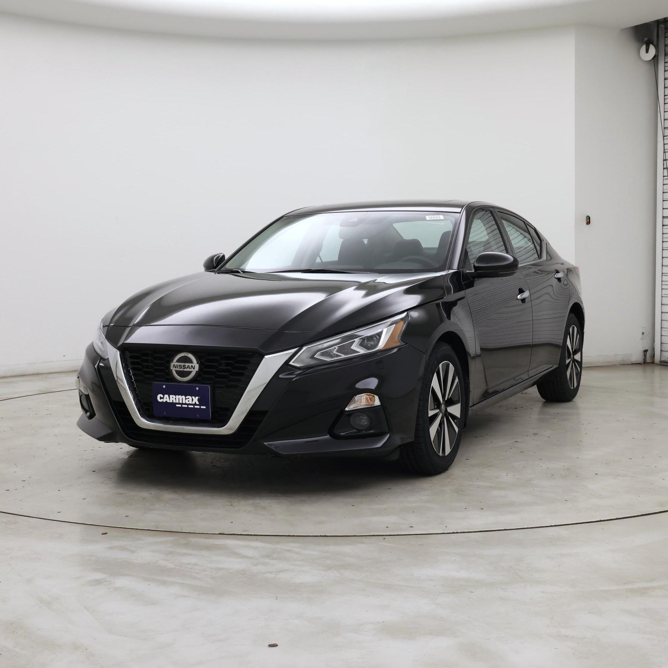 Thumbnail: 2019 Nissan Altima - 4